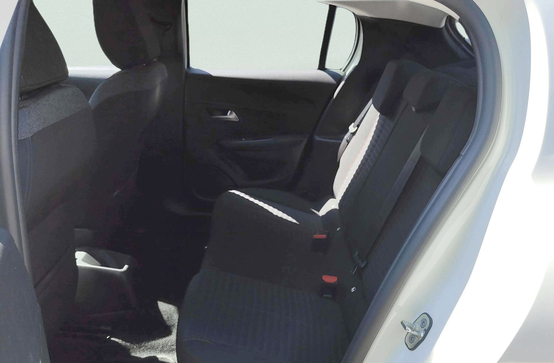 Peugeot 208 PureTech 100 Active Pack - foto 12