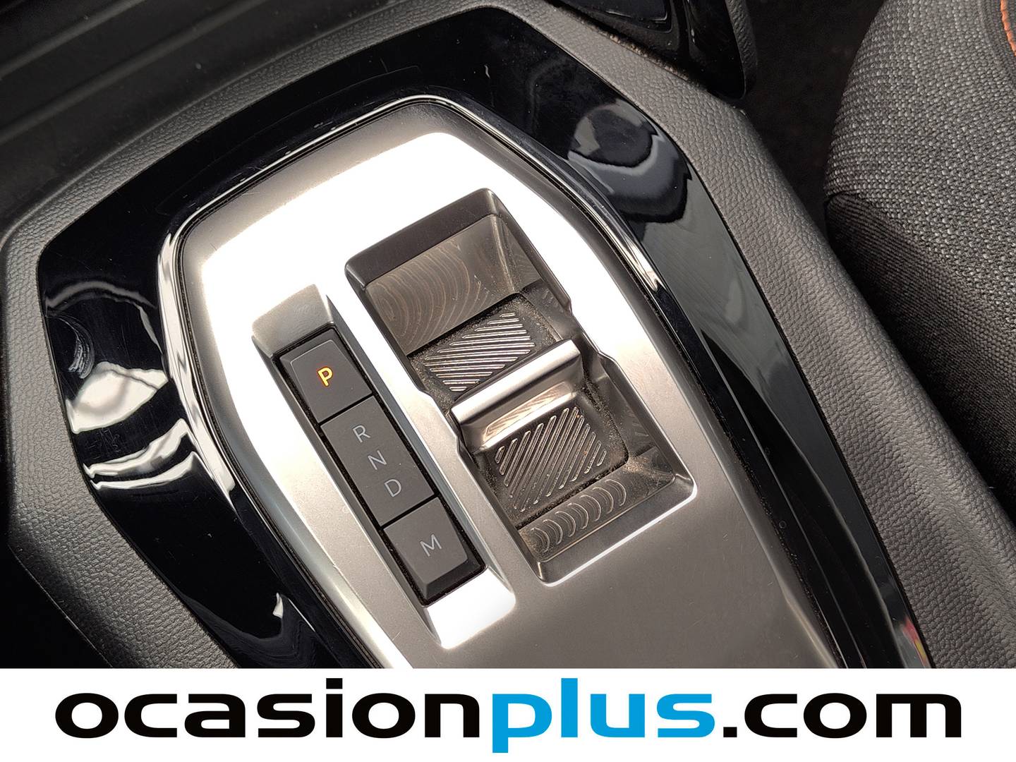Peugeot 208 Peugeot 208 Style Hybrid 110 eDCS6 81 kW (110 CV) de segunda mano