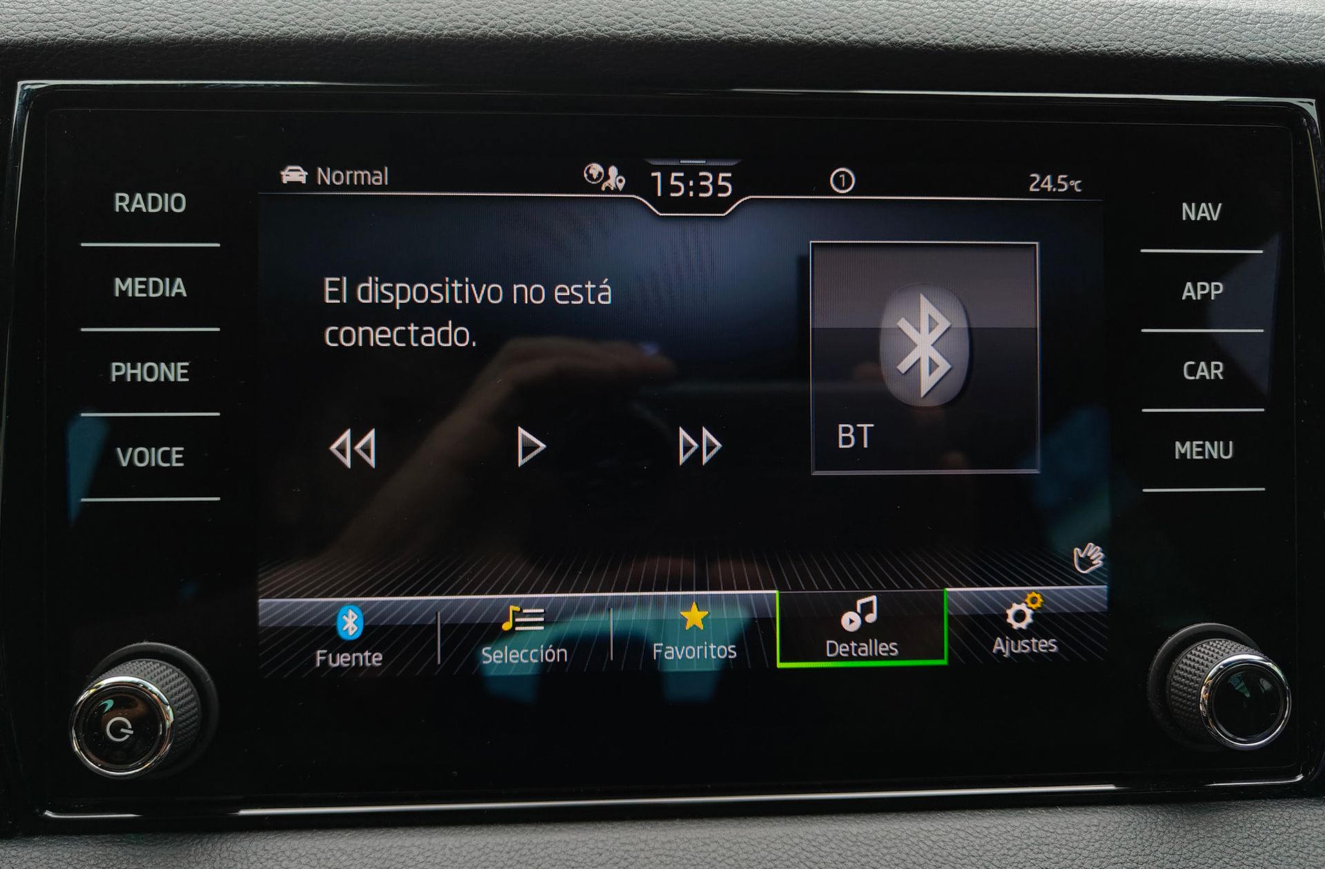 Škoda Karoq 1.5 TSI ACT Sportline - foto 36