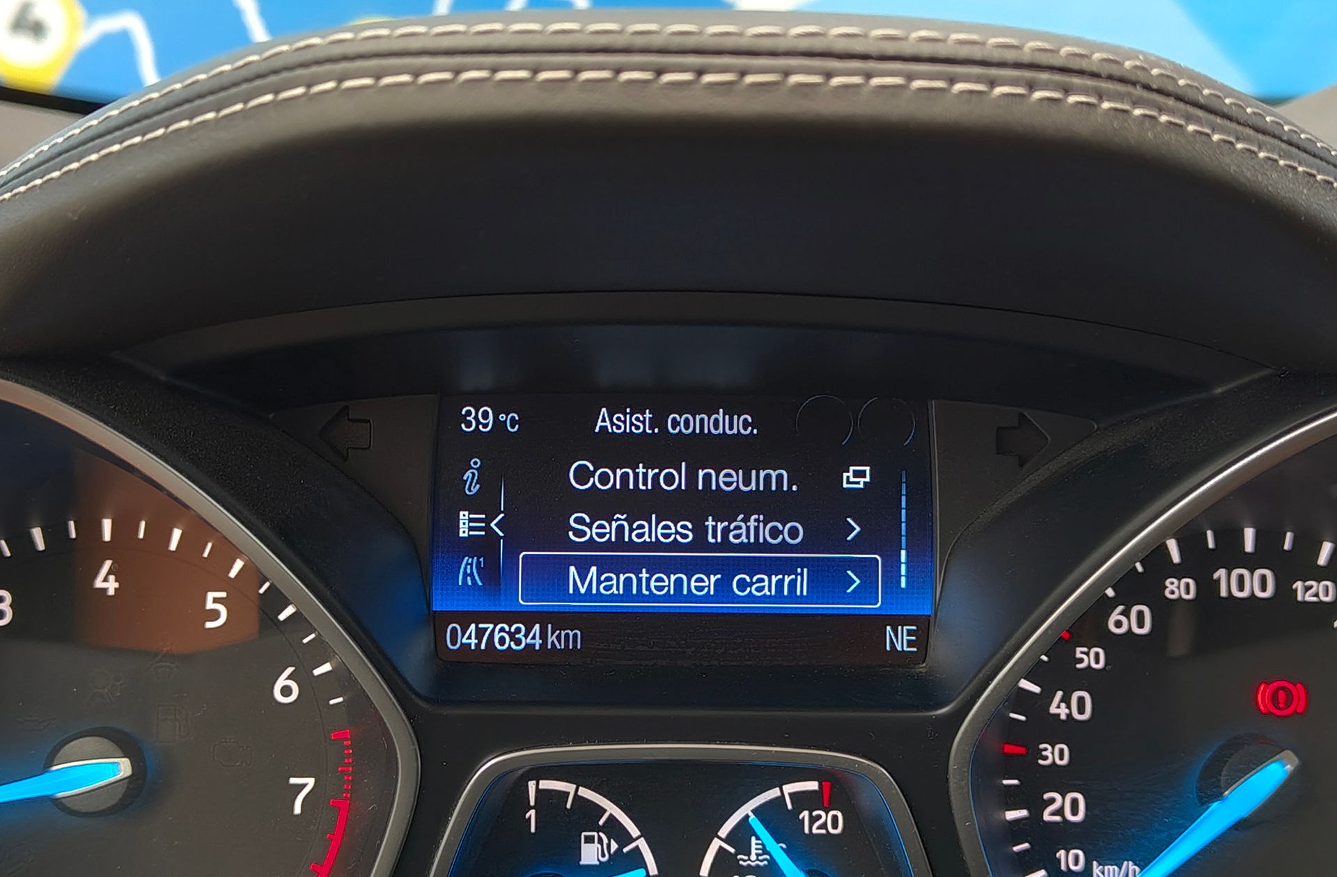 Ford Kuga 1.5 EcoBoost Vignale 4x2 - foto 15