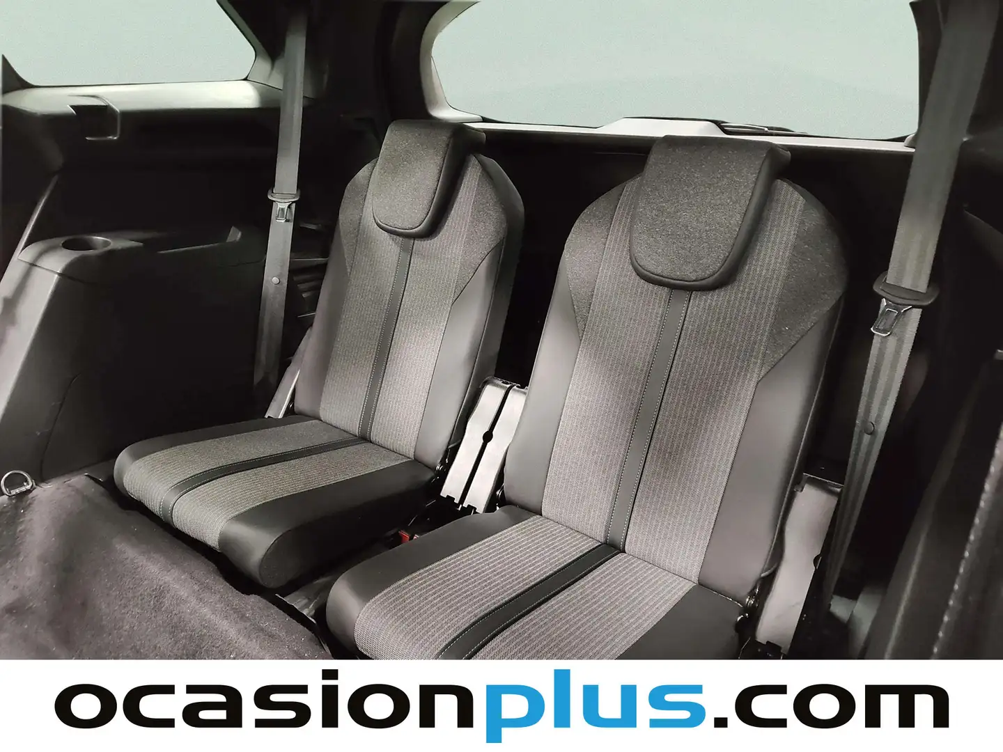 Foto Peugeot 5008 Peugeot 5008 PureTech 130 S&S Allure Pack EAT8 (130 CV) 7 plazas