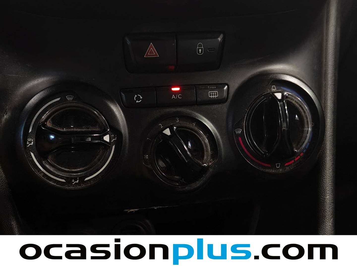 Equipamiento del Peugeot 208 Peugeot 208 1.4 HDi Business Line (68 CV)