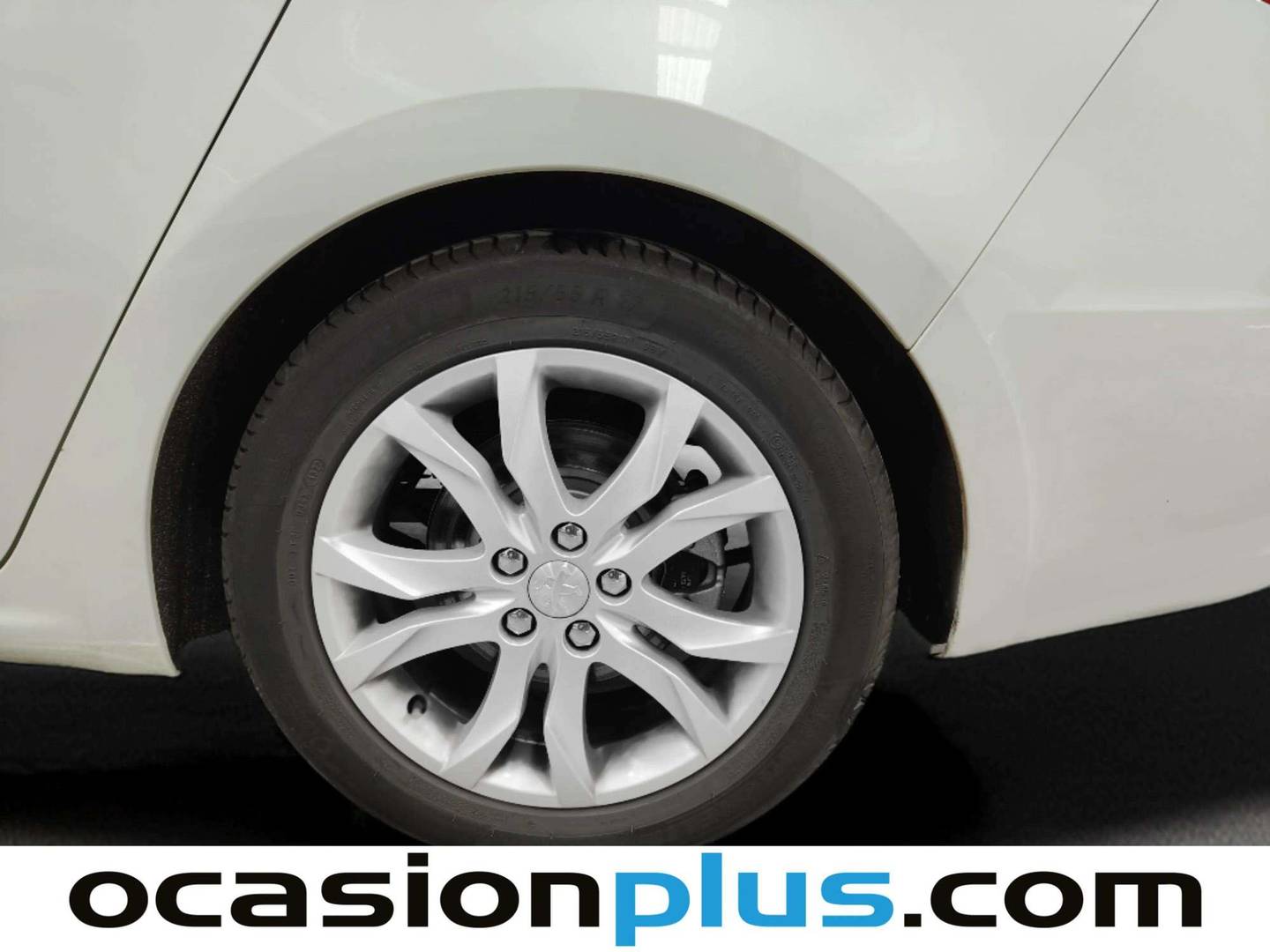 Foto Peugeot 508 Peugeot 508 SW HDI 163 Allure Auto (163 CV)