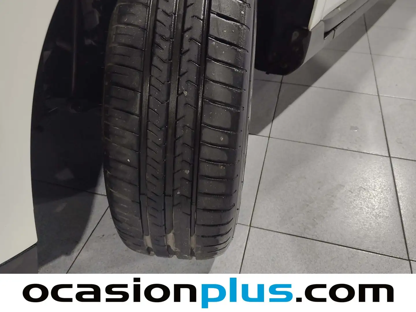 Foto Peugeot 2008 Peugeot 2008 BlueHDi 100 Style (100 CV)