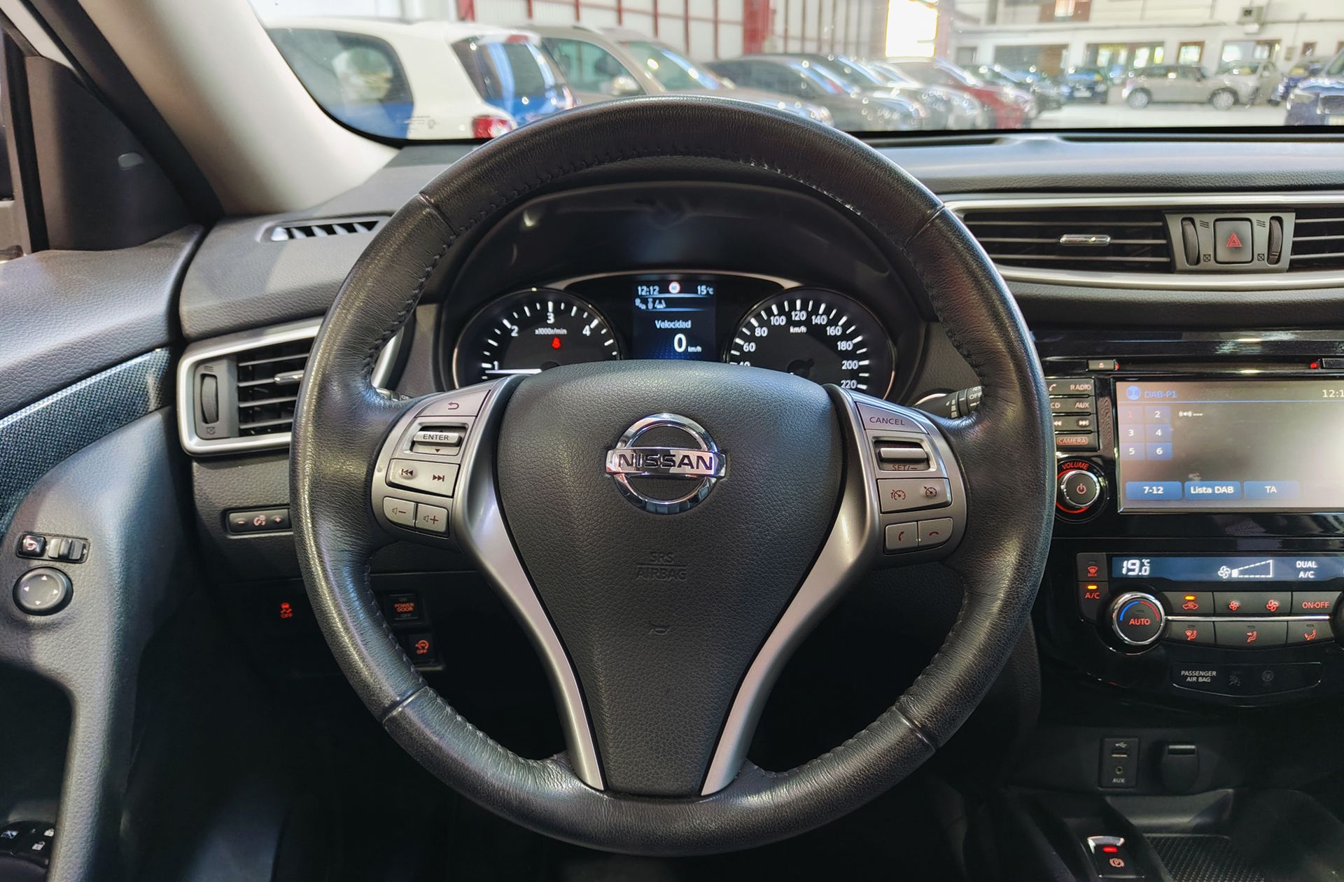 Nissan X-Trail 1.6 dCi Tekna 4x2 - foto 26