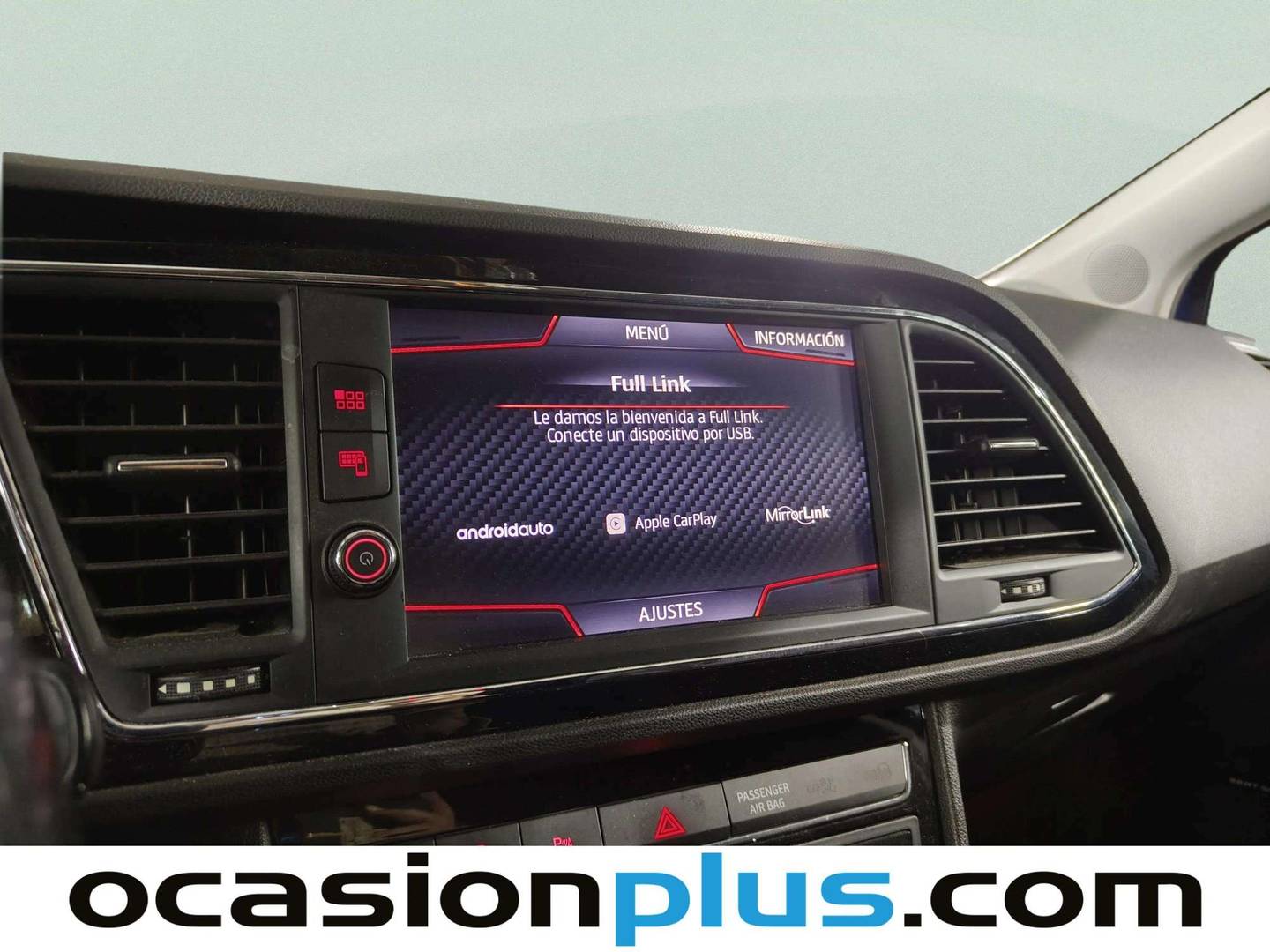Equipamiento del Seat León Seat León ST 2.0 TDI S&S FR (150 CV)