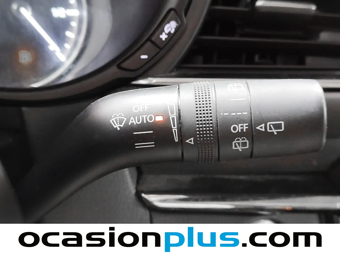 Foto Mazda CX-30 Mazda CX-30 2.0 Skyactiv-X Zenith AT (186 CV)