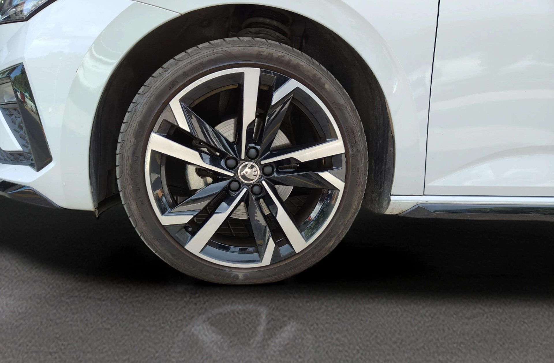 Škoda Scala 1.5 TSI Monte Carlo - foto 35