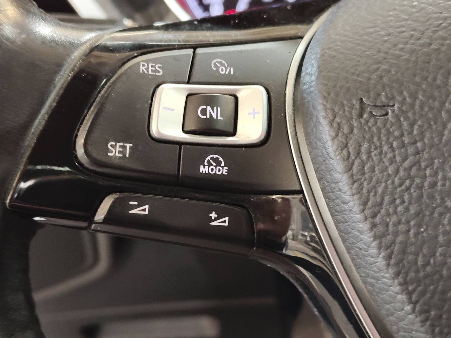 Foto Volkswagen Touran Volkswagen Touran Business 1.2 TSI (110 CV) 7 Plazas