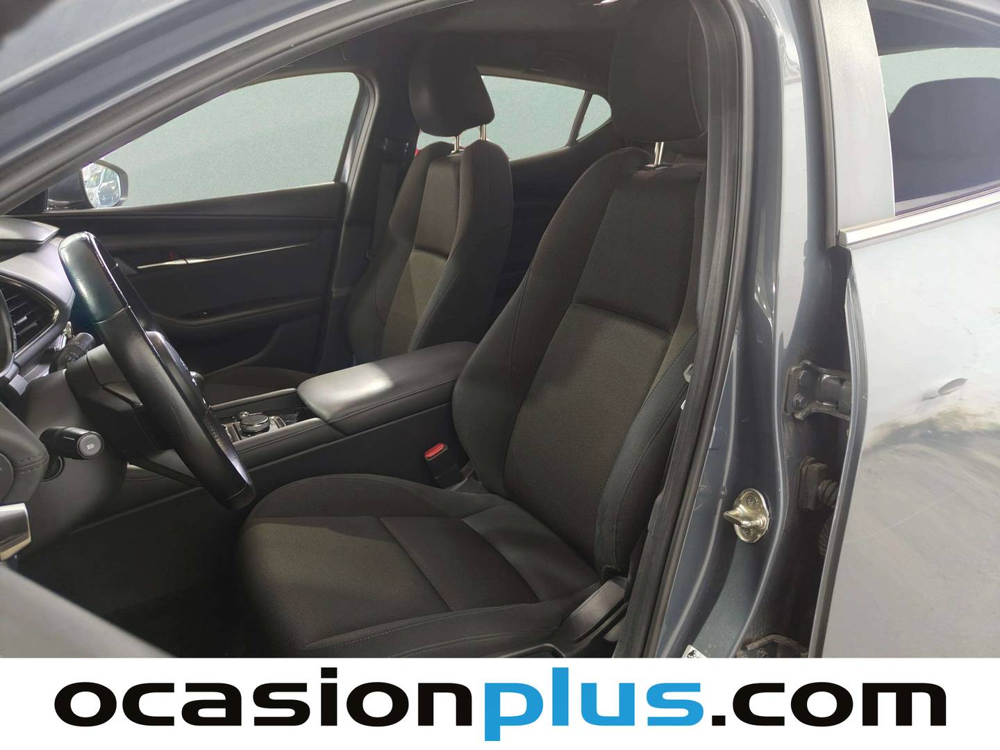 Foto asientos delanteros Mazda Mazda3 Mazda Mazda 3 2.0 Skyactiv-G Evolution (122 CV)