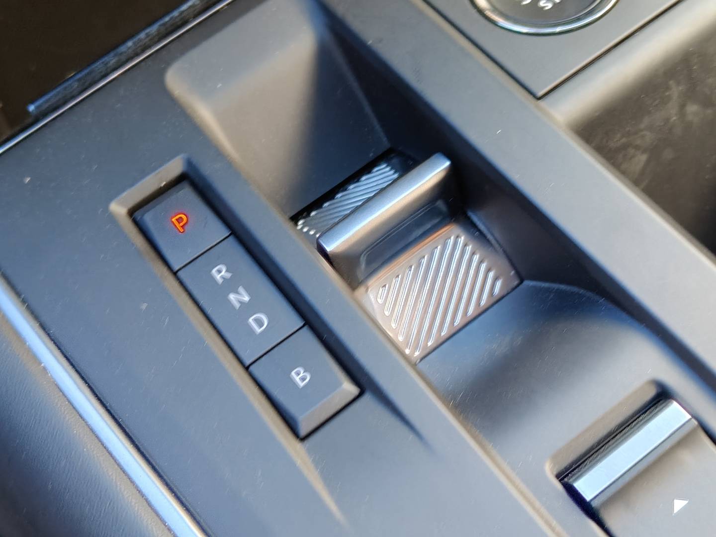 Foto Citroën C5 Aircross Citroen C5 Aircross Plug-in Hybrid 180 Plus e-EAT8  (180 CV)