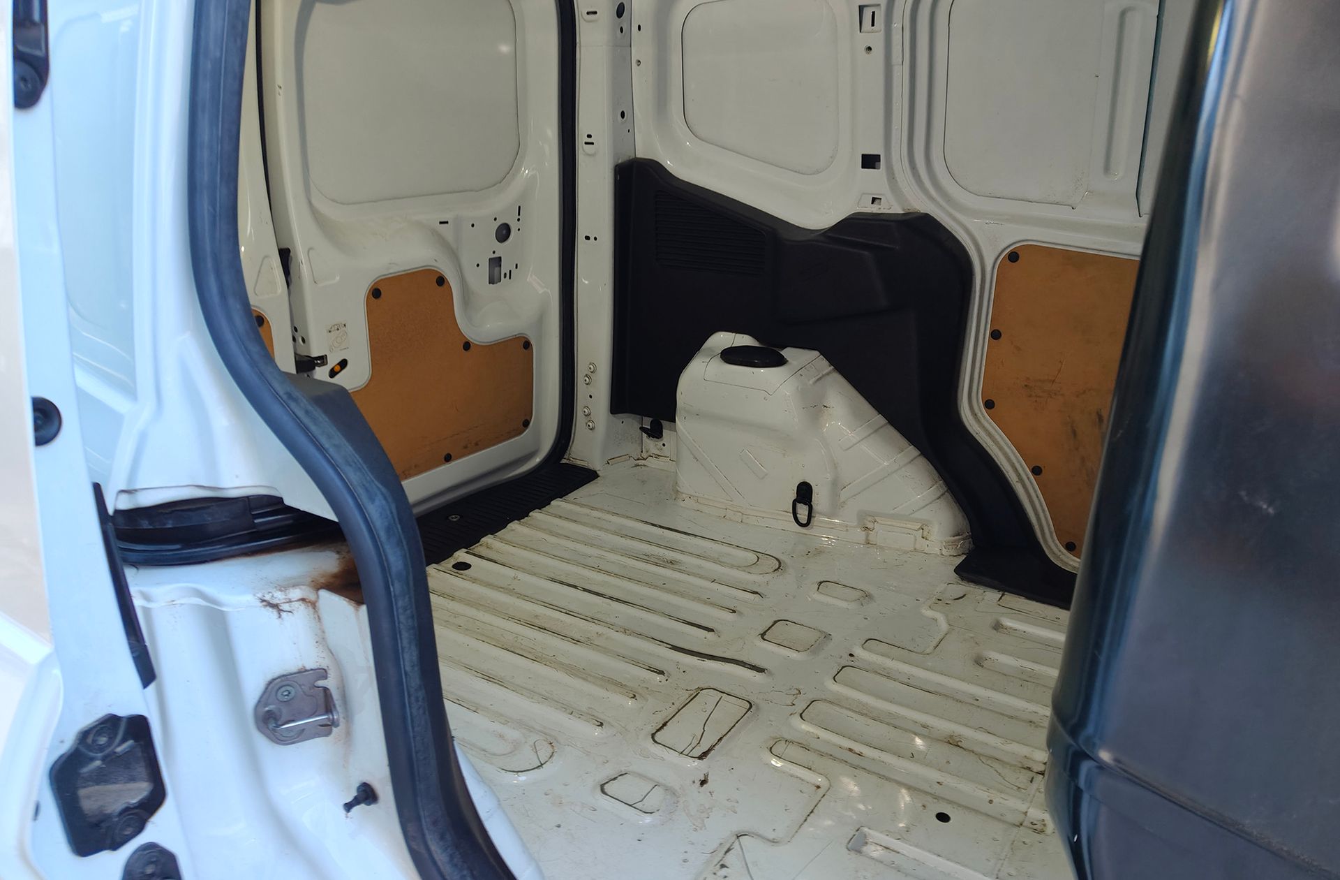 Ford Transit Furgon 1.5 TDCi Trend - foto 15