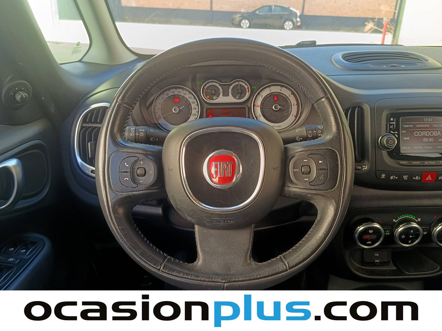 Fiat 500L Fiat 500L 1.3 16v MultiJet II S&S Living (85 CV) 7 Plazas 2014
