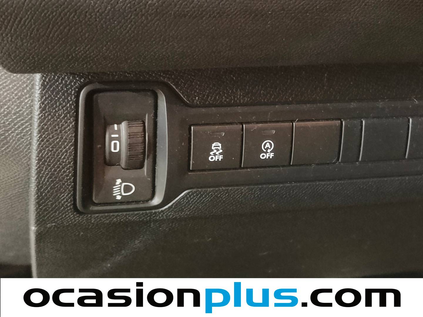 Extras y acabados del Peugeot 308 Peugeot 308 BlueHDi 100 Access (100 CV)