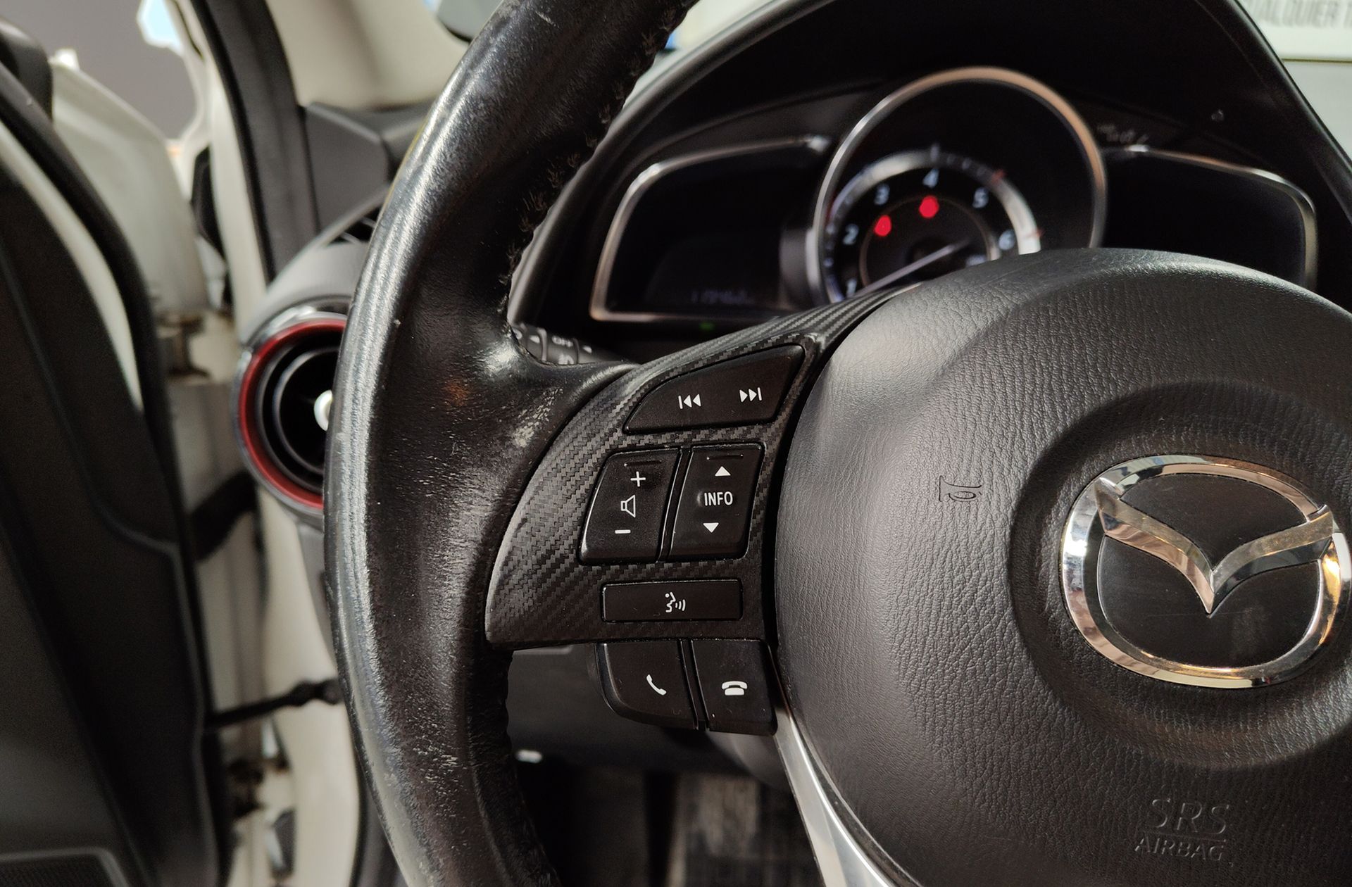 Mazda CX-3 1.5 DE Skyactiv Luxury 2WD - foto 26