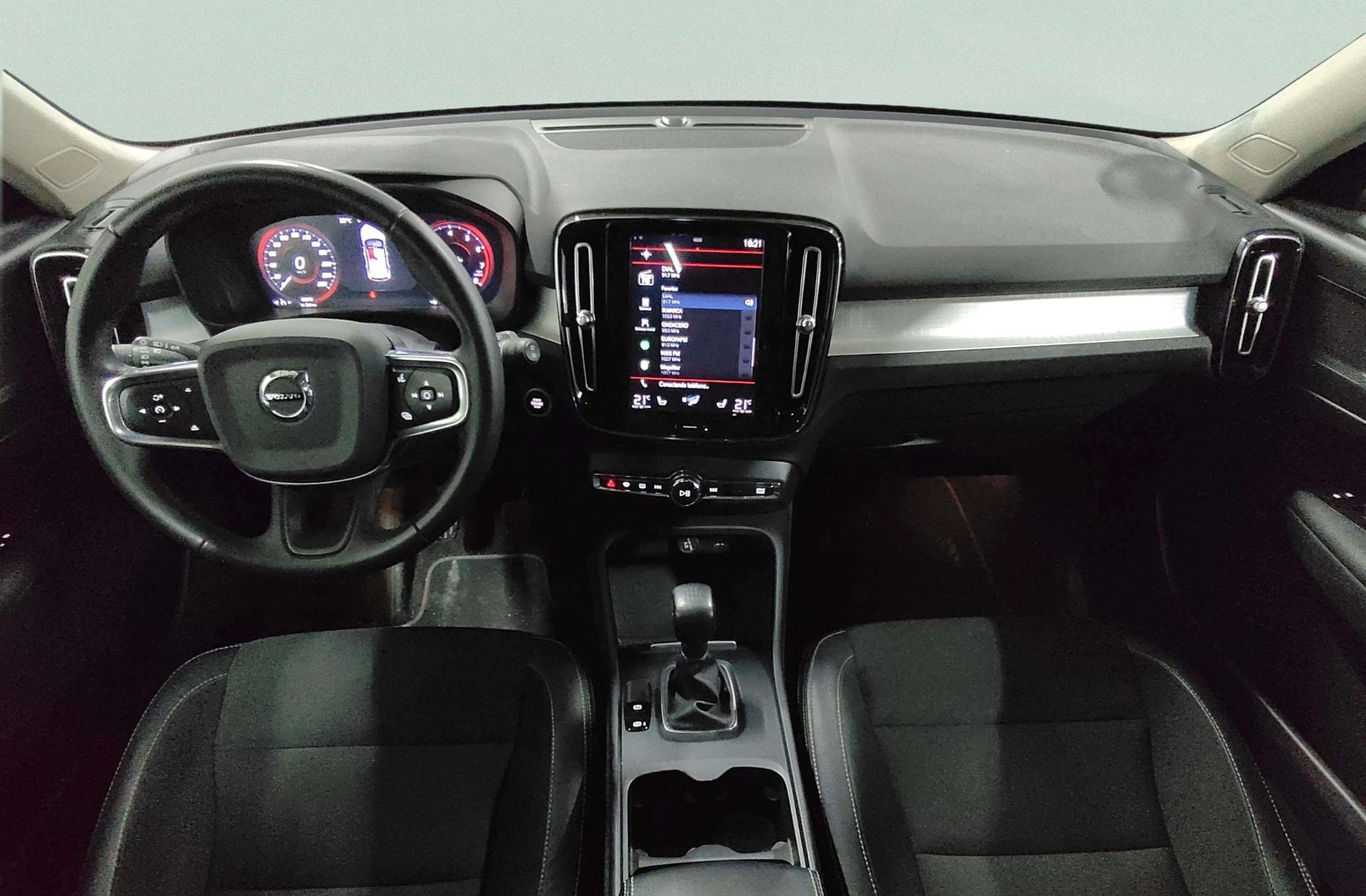 Volvo XC40 T3 Business Plus - foto 7