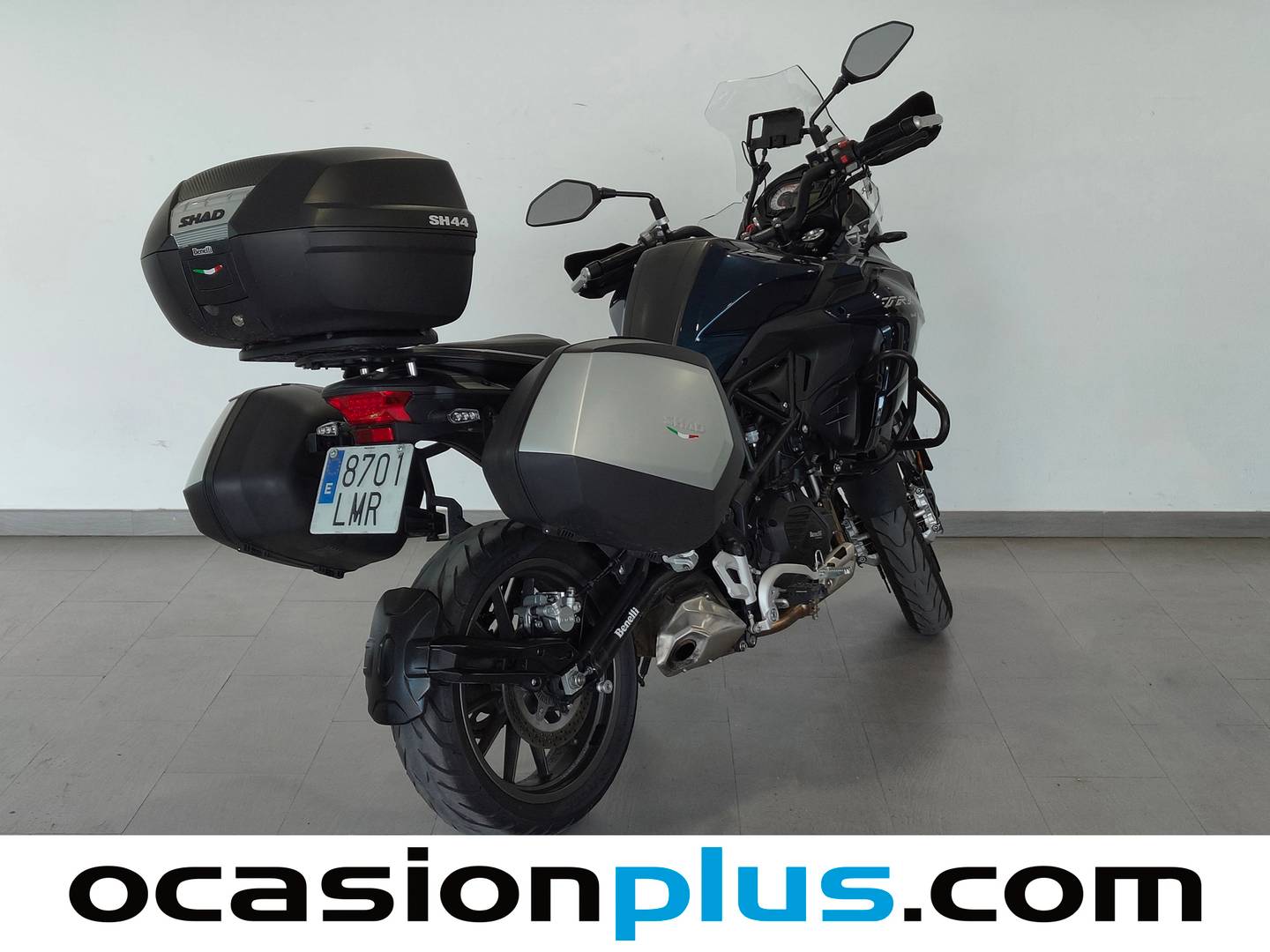 Foto trasera Benelli TRK 502 Benelli TRK 502 (48 CV) izquierda