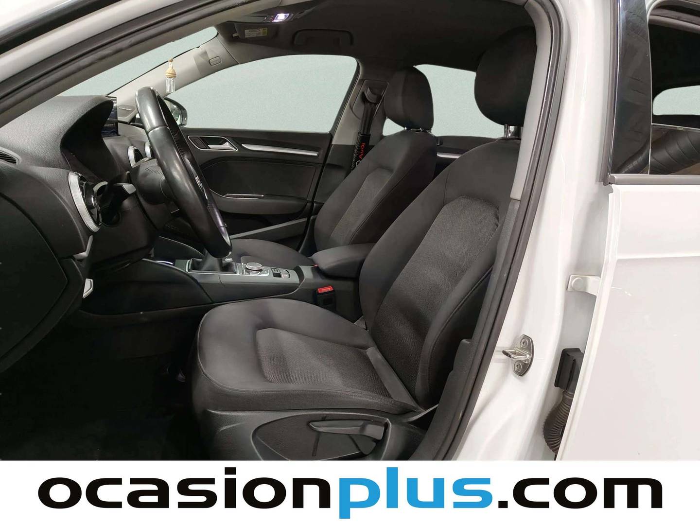 Foto asientos delanteros Audi A3 Audi A3 Sportback 1.6 TDI (110 CV)