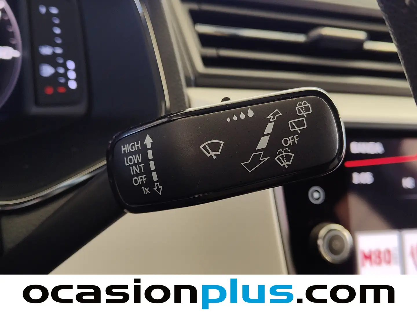 Foto Seat Arona SEAT Arona 1.0 TSI Ecomotive S&S Xcellence Edition (115 CV)