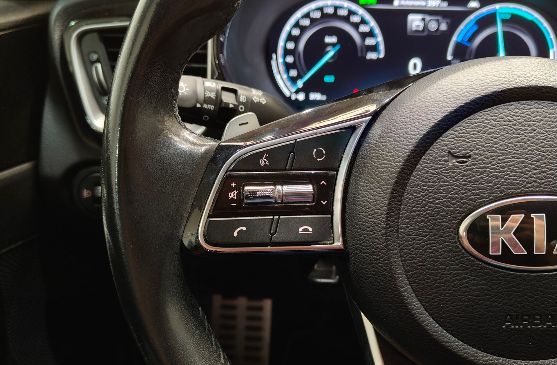 Kia Ceed 1.6 GDi PHEV E-Tech - foto 28