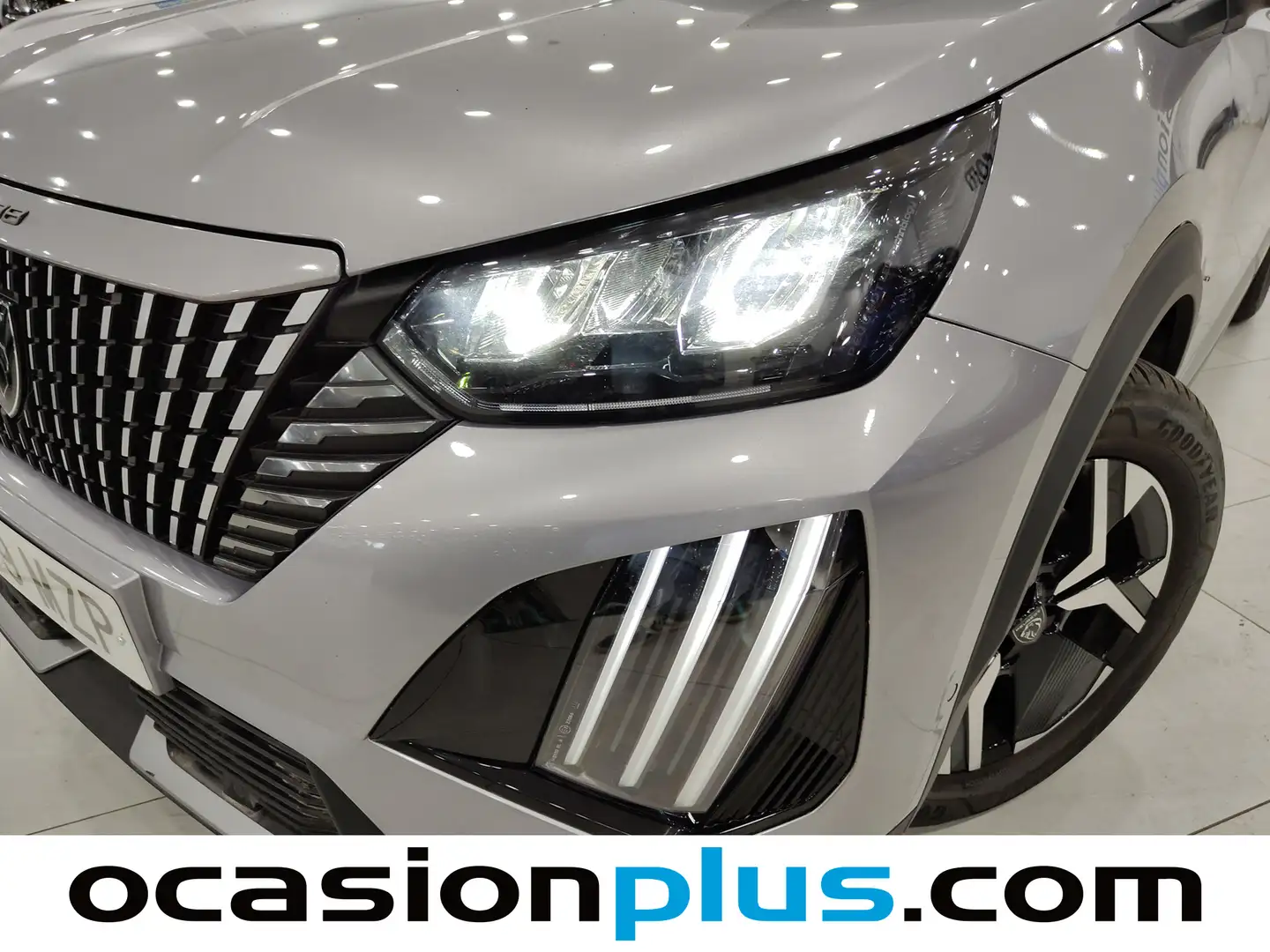 Foto Peugeot 2008 Peugeot 2008 Allure Hybrid eDCS6  (136 CV)