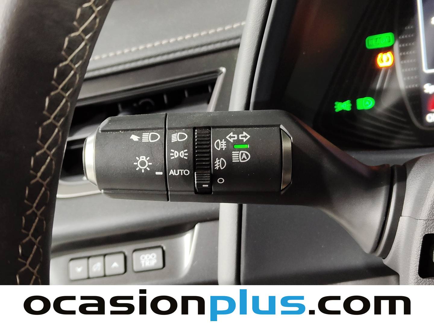 Foto Lexus UX Lexus UX 250h Premium 4WD (184 CV)