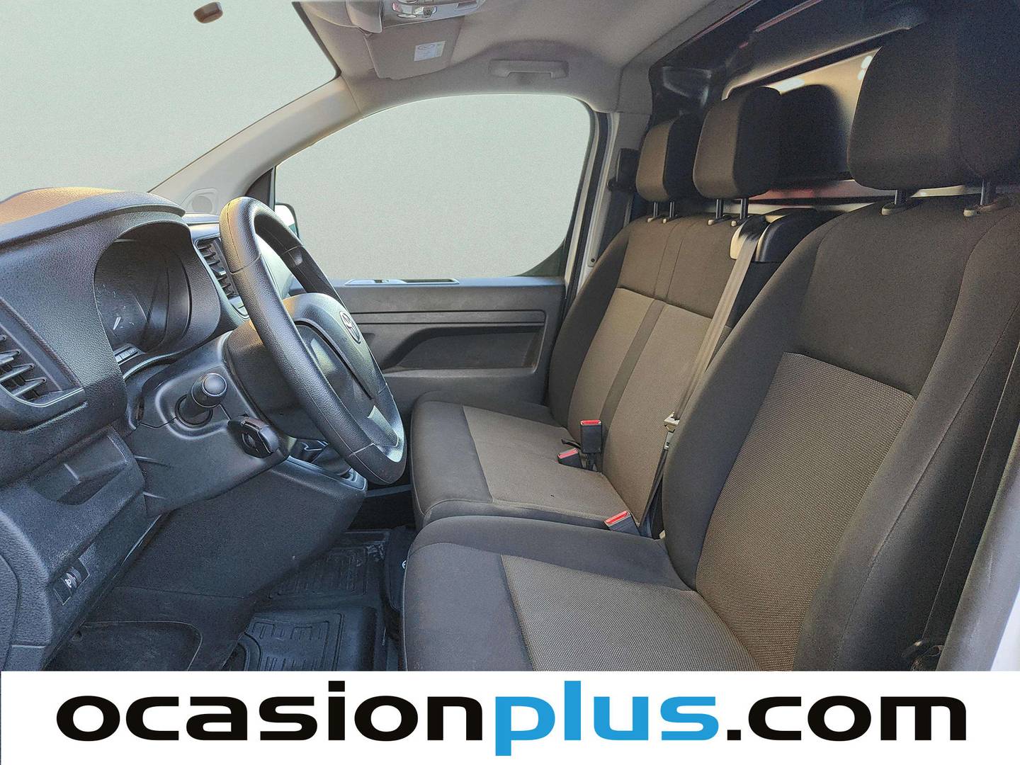 Foto asientos delanteros Toyota Proace City Toyota Proace City Van 1.5 D GX Plus (102 CV)