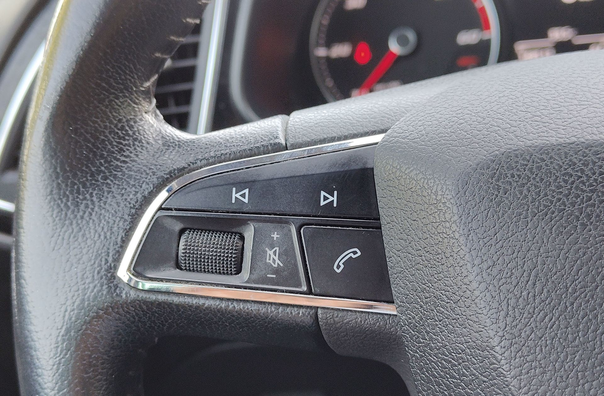 SEAT León 1.6 TDI CR Style DSG - foto 28