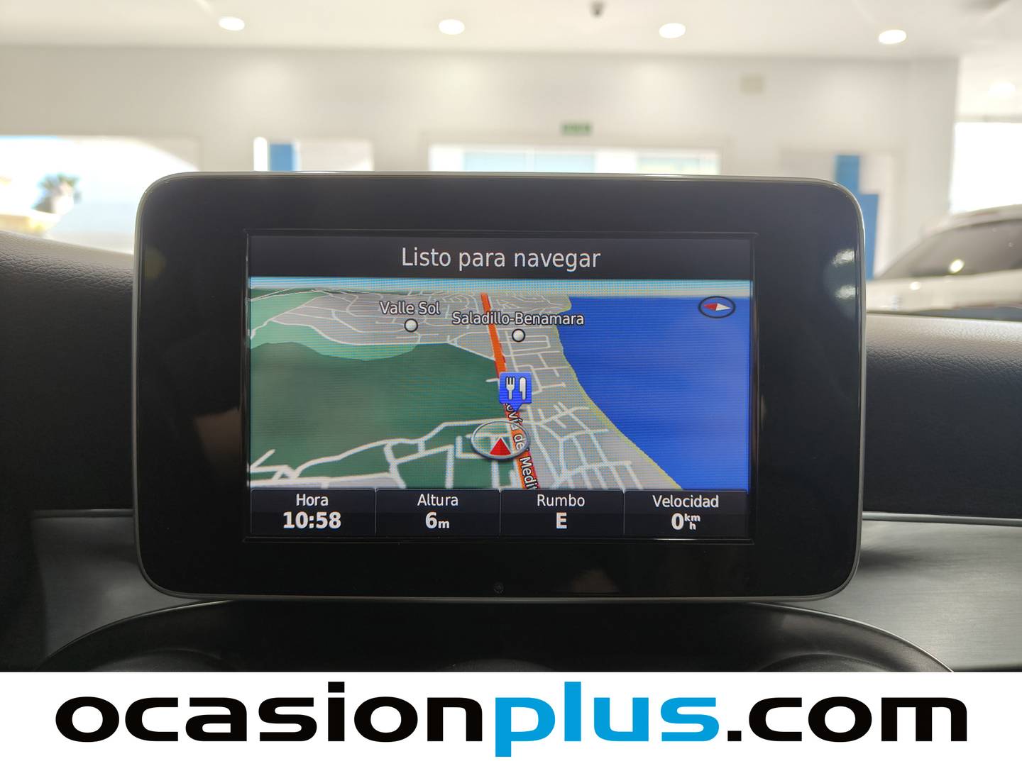 Extras y acabados del Mercedes Clase C Mercedes-Benz Clase C Coupe 300 AMG Line (245 CV)