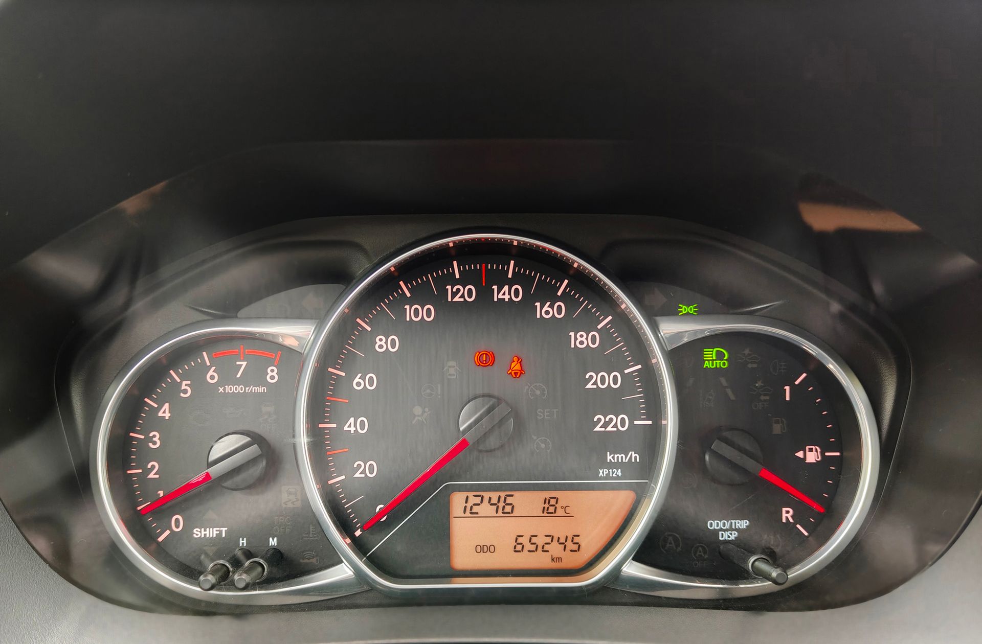 Toyota Yaris 1.3 100 Feel - foto 23