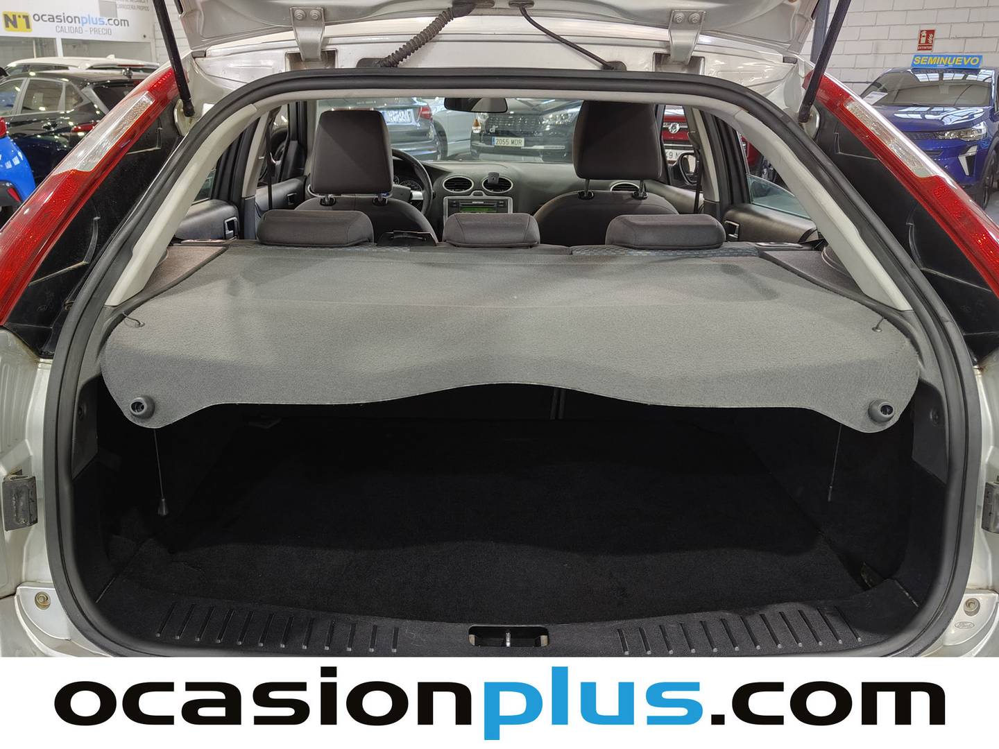 Fotos maletero Ford Focus Ford Focus 1.6 Trend (100 CV)