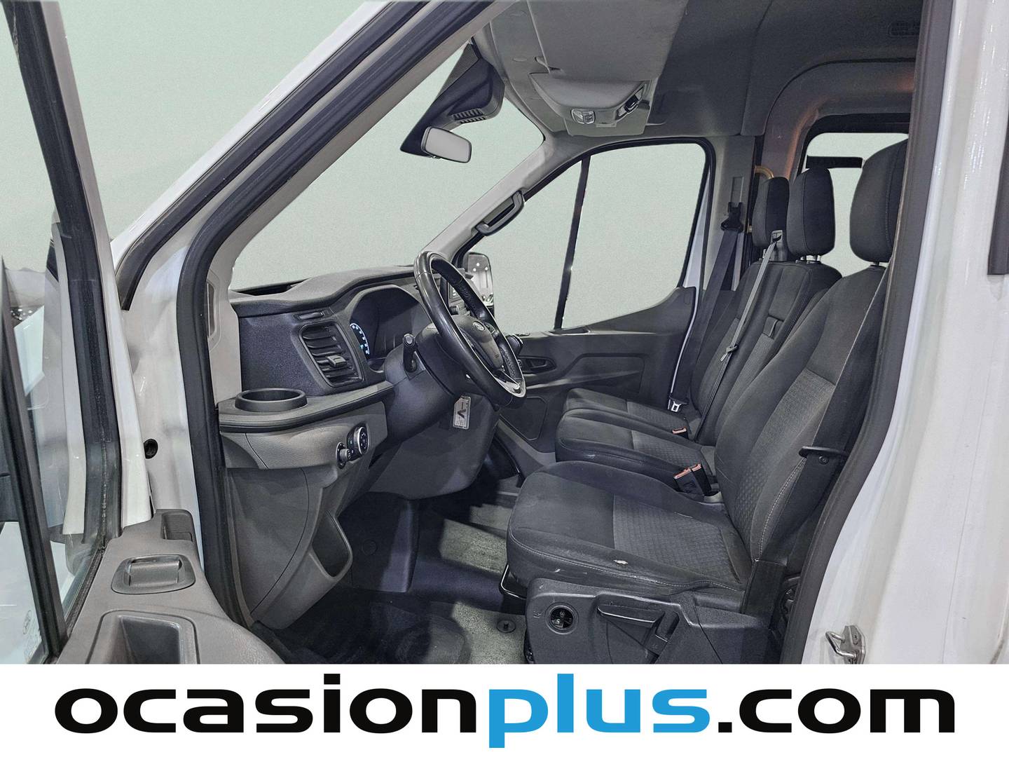 Foto asientos delanteros Ford Transit Ford Transit Kombi 350 L2H2 Trend (130 CV)
