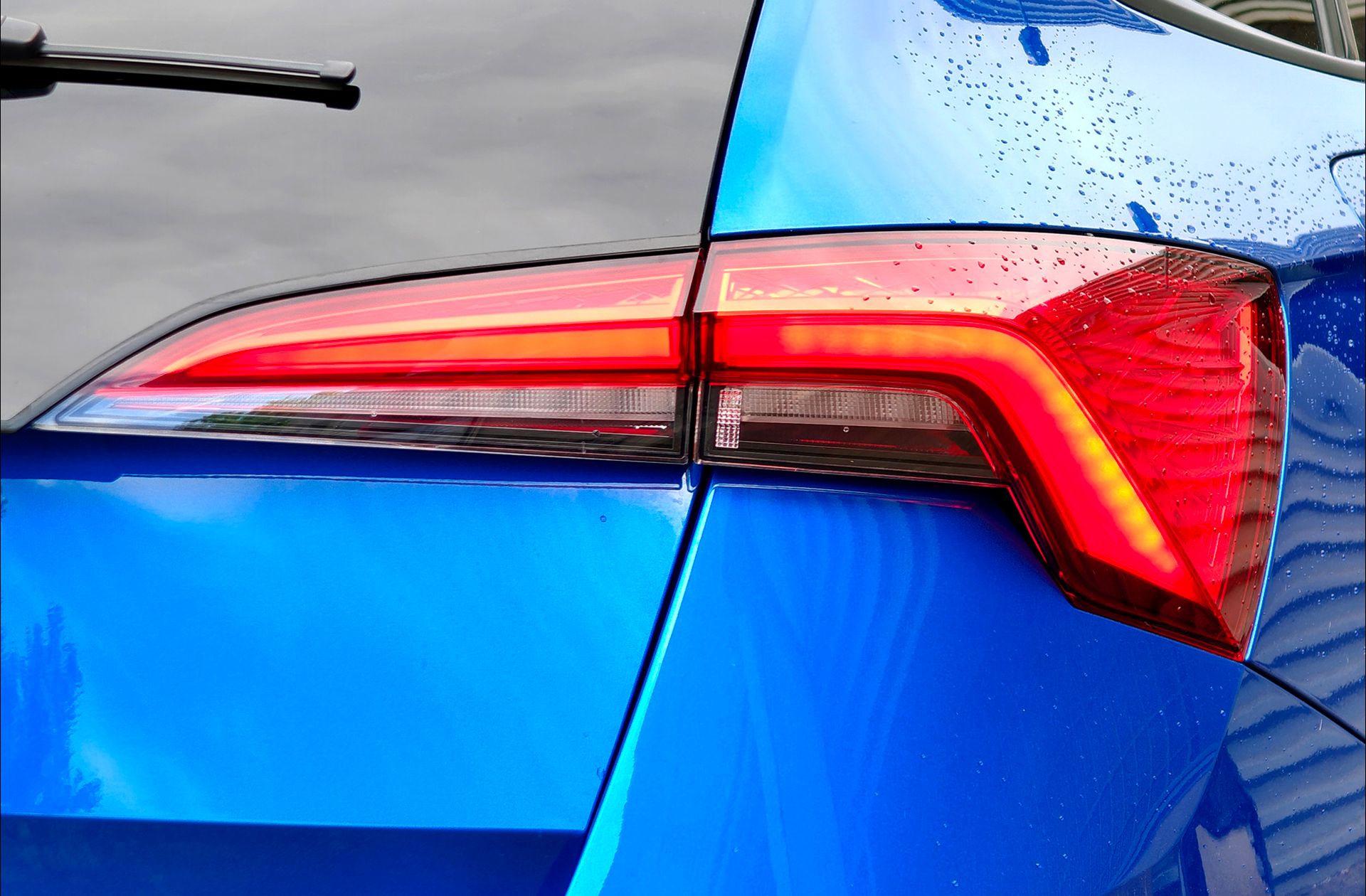Škoda Scala 1.5 TSI Montecarlo DSG - foto 17
