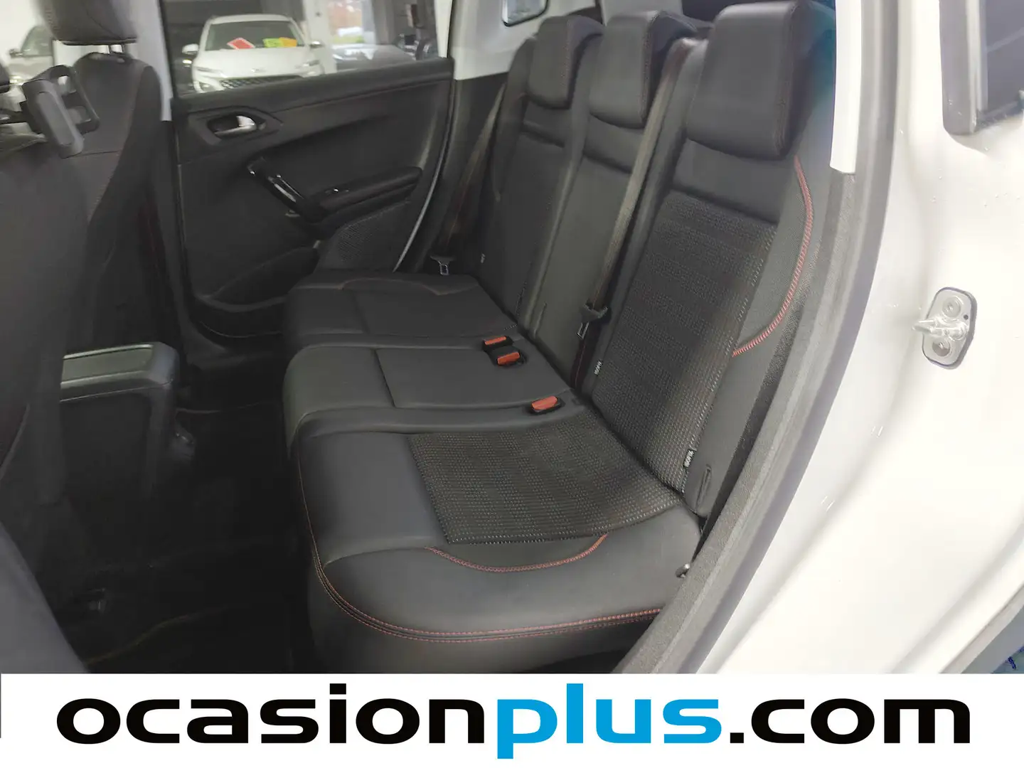 Foto Peugeot 2008 Peugeot 2008 BlueHDi 120 S&S GT Line (120 CV)