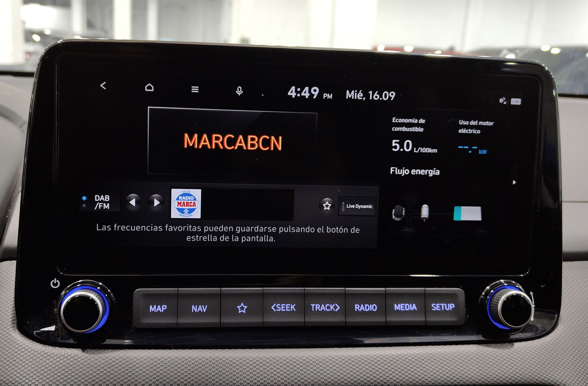 Hyundai Kona 1.6 GDI HEV Tecno 2C DCT - foto 38