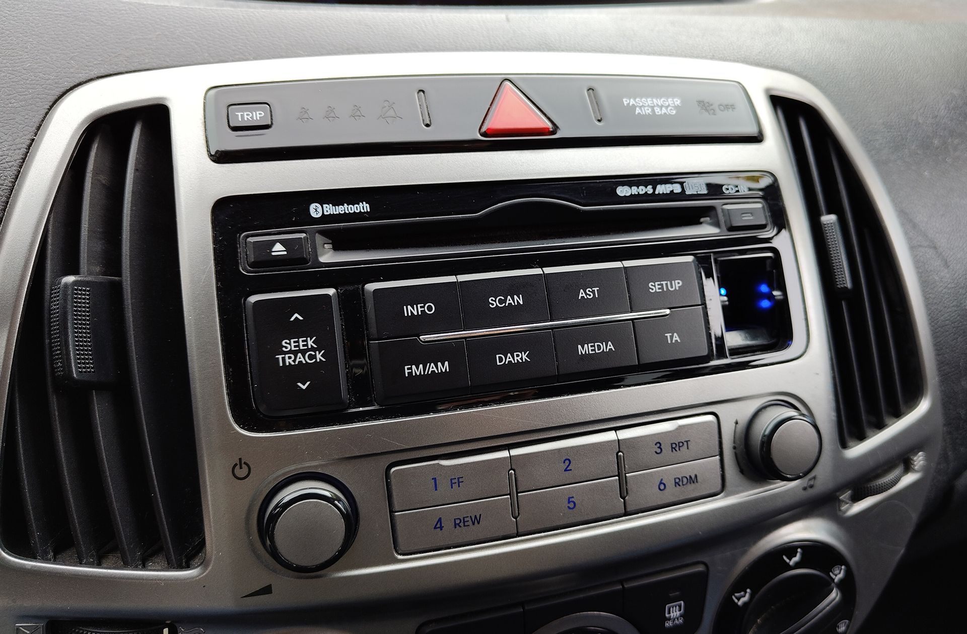 Hyundai i20 1.2 MPI Go! - foto 24