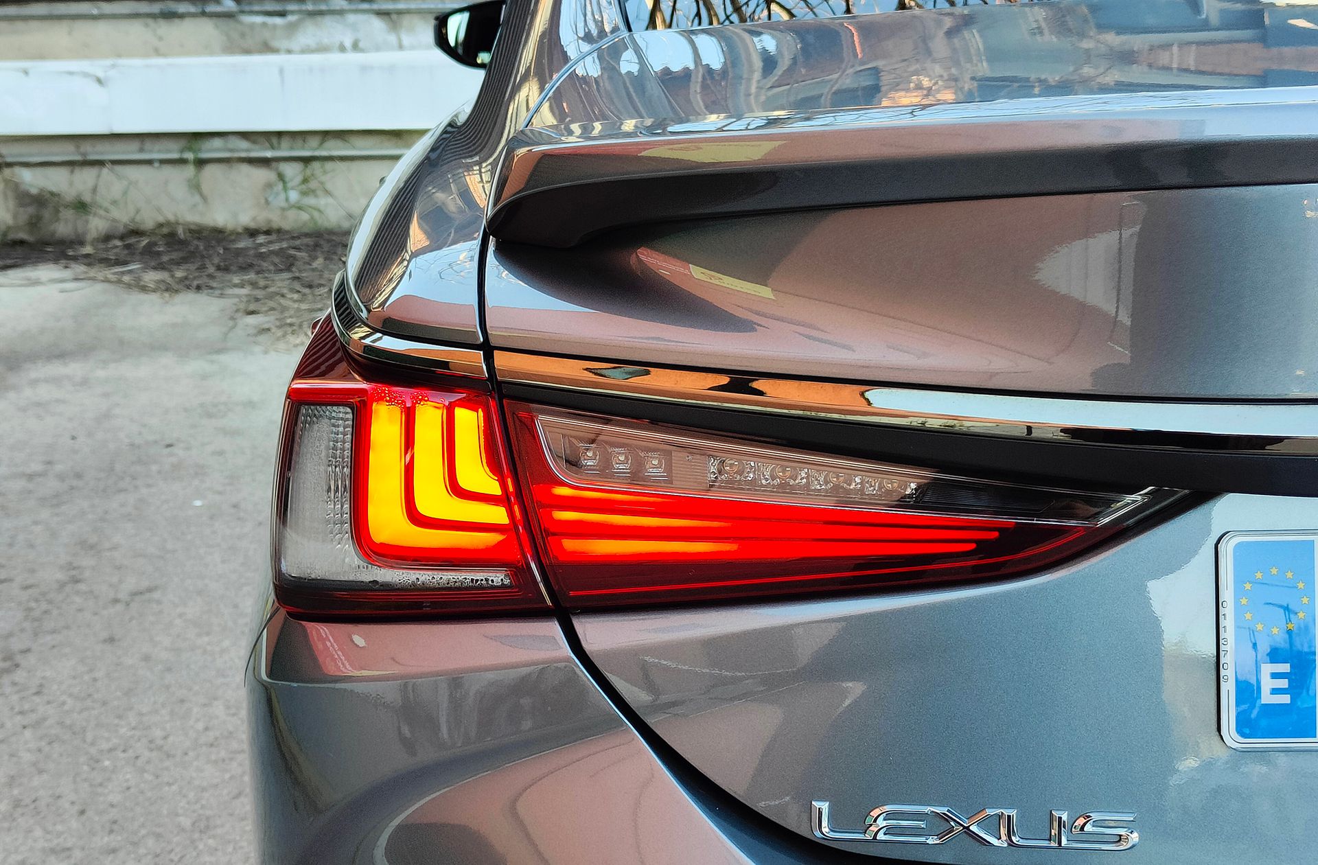 Lexus ES 300h F Sport - foto 17