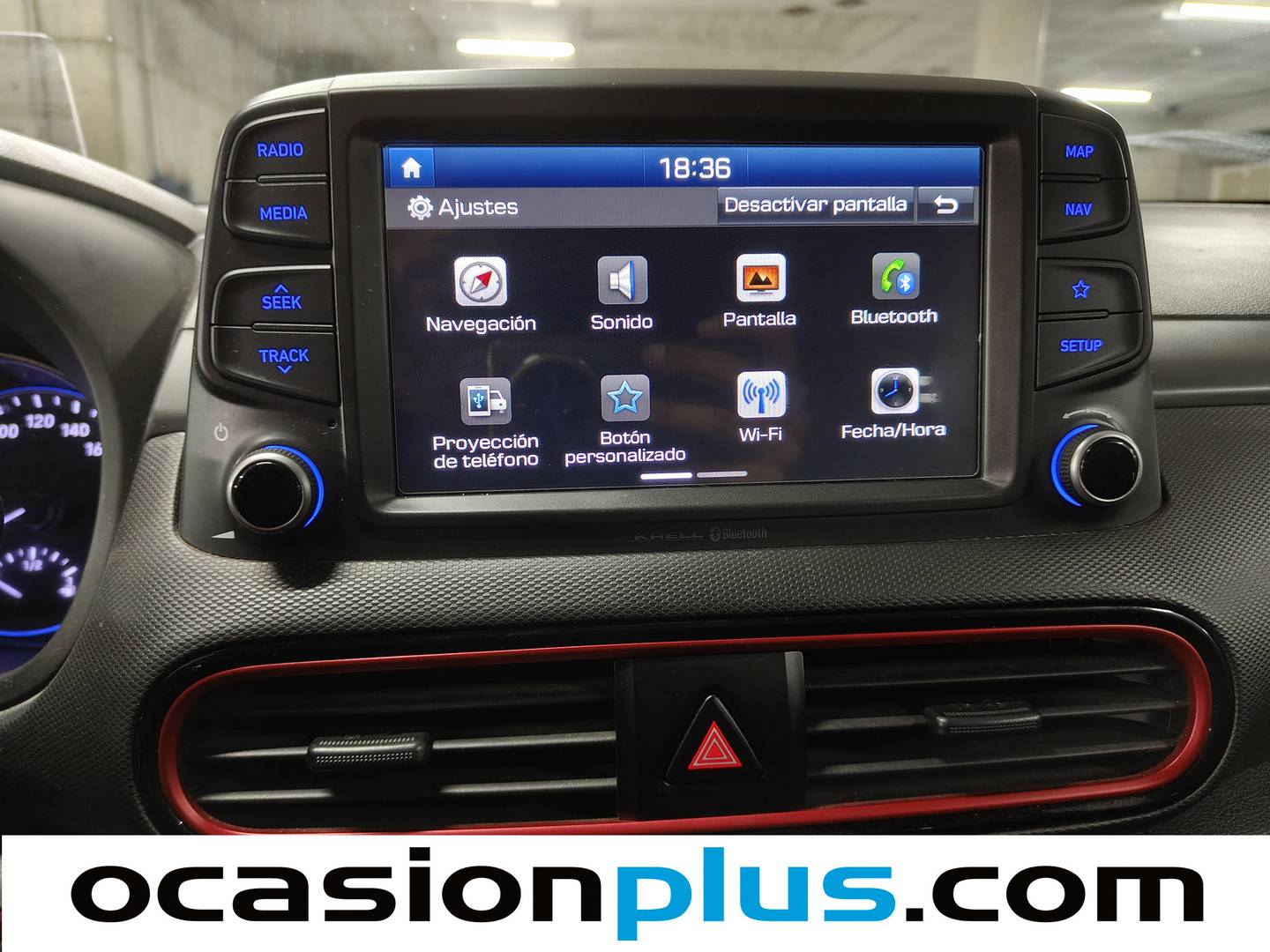 Extras y acabados del Hyundai Kona Hyundai Kona 1.0 TGDi Tecno 4x2 AEB (120 CV)