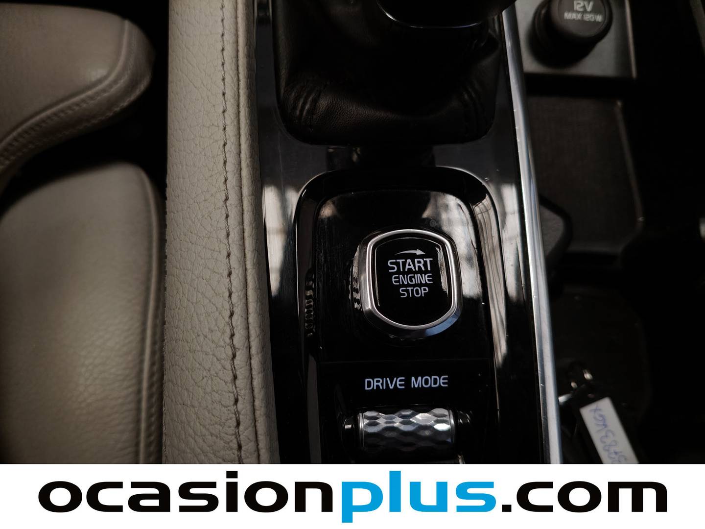 Volvo XC90 Volvo XC90 D4 Momentum Auto (190 CV) 7 Plazas km 0
