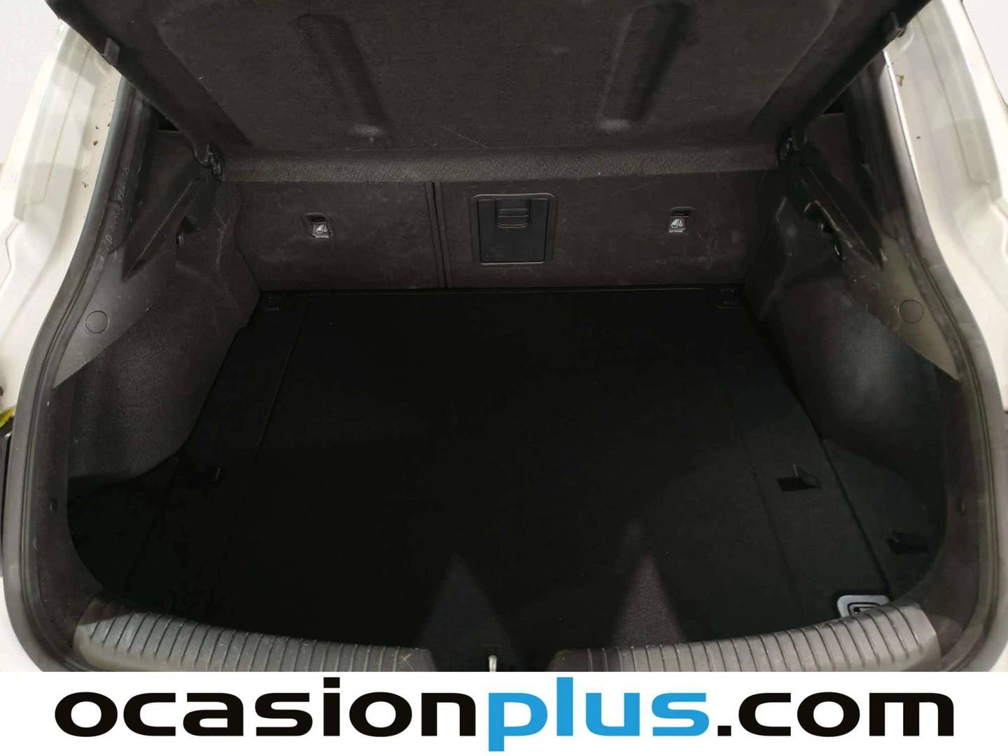 Fotos maletero Hyundai i30 Hyundai i30 Fastback 1.4 TGDI Tecno (140 CV)