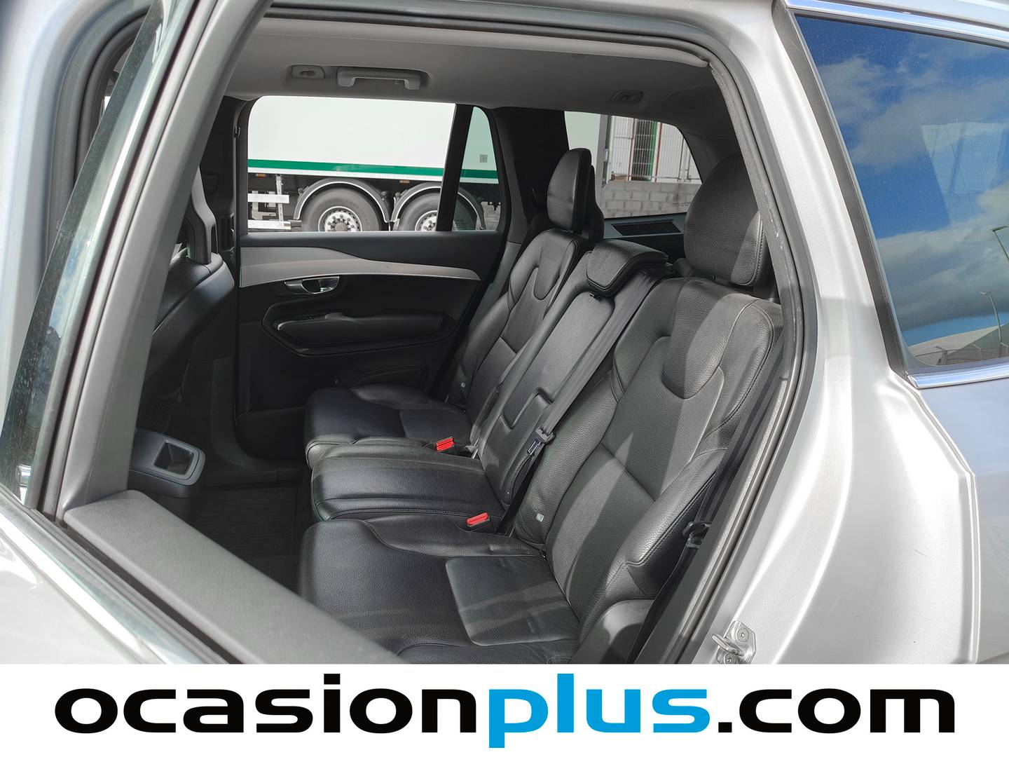 Foto asientos traseros Volvo XC90 Volvo XC90 D4 Momentum Auto (190 CV)