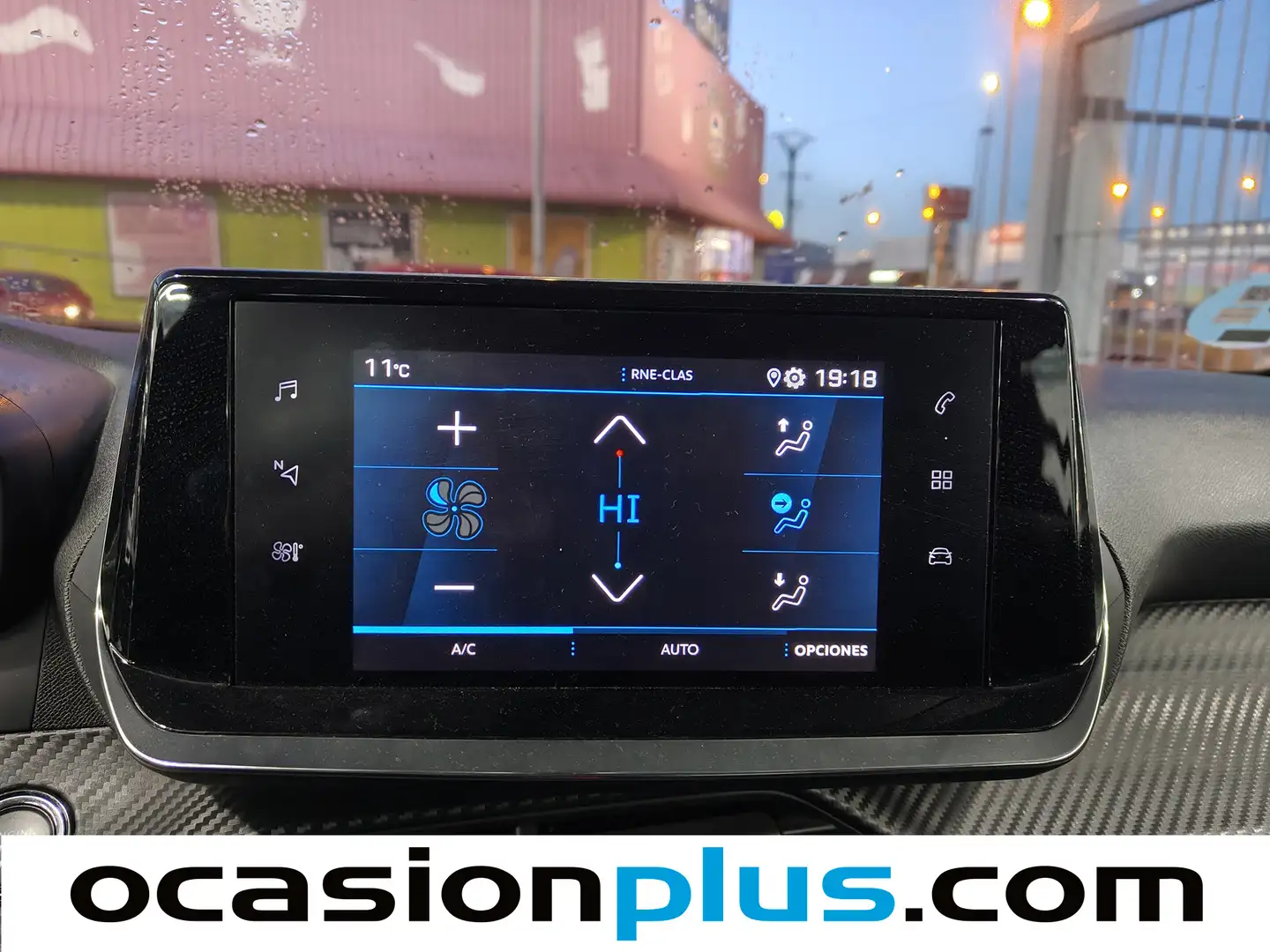 Foto Peugeot 208 Peugeot 208 PureTech 100 Allure (100 CV)