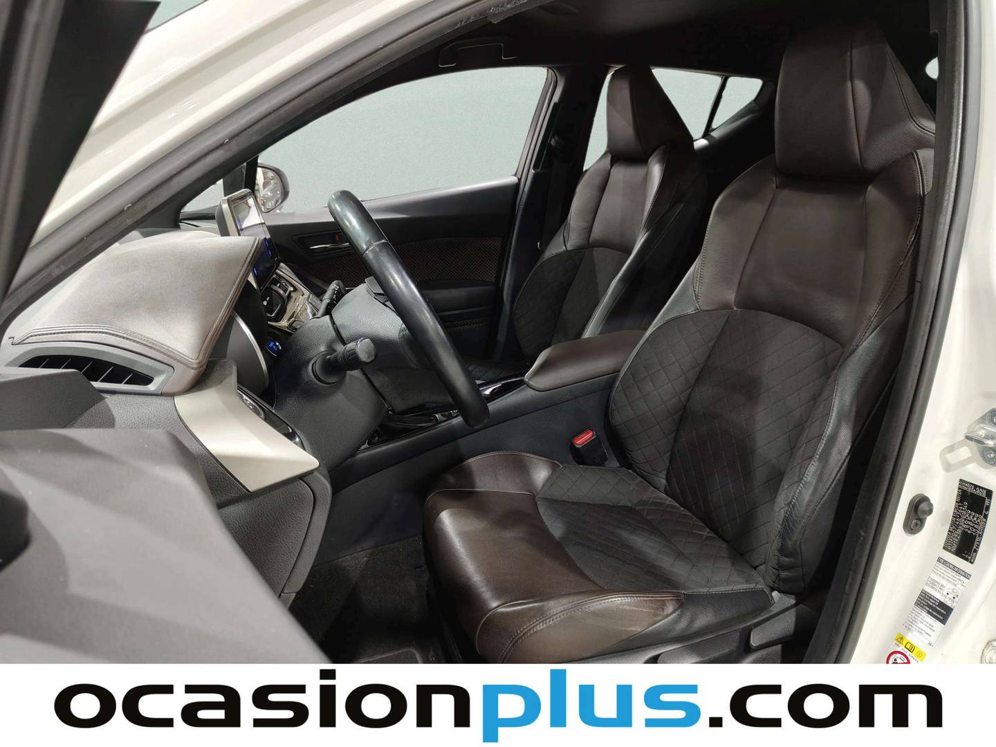 Foto asientos delanteros Toyota C-HR Toyota C-HR 1.8 125H Advance (122 CV)