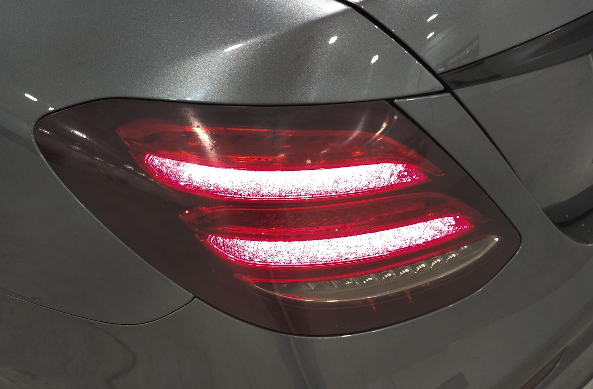 Mercedes-Benz Clase E E 350 d - foto 18