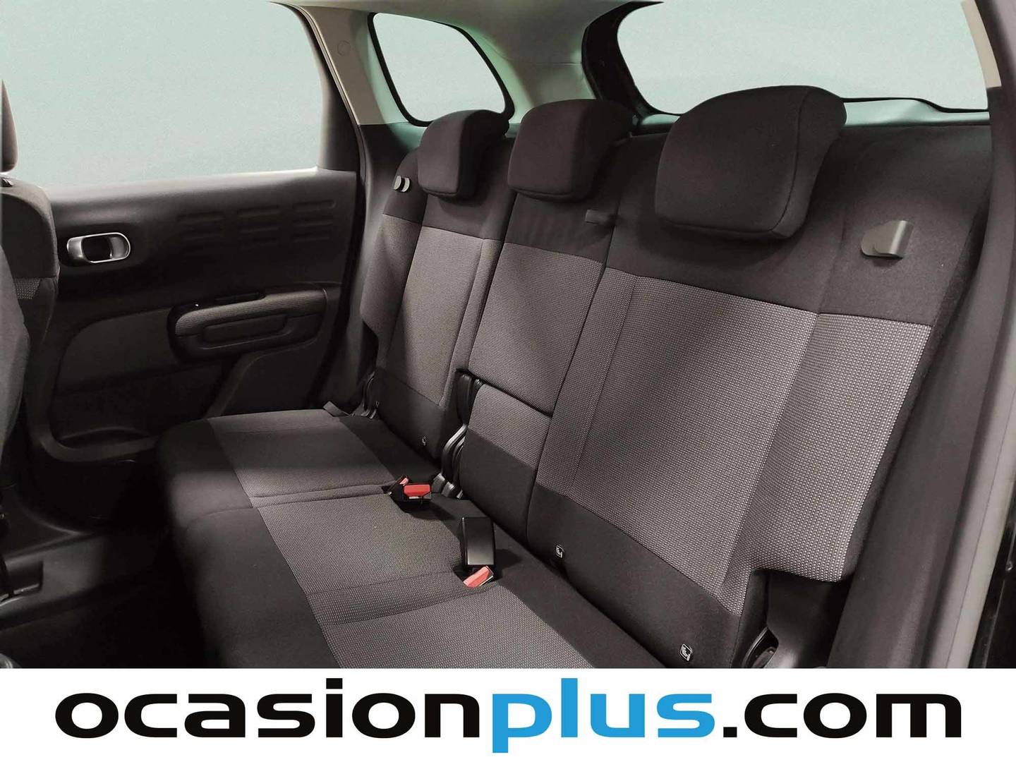 Foto Citroën C3 Aircross Citroen C3 Aircross PureTech 130 Shine Pack EAT6 (131 CV)