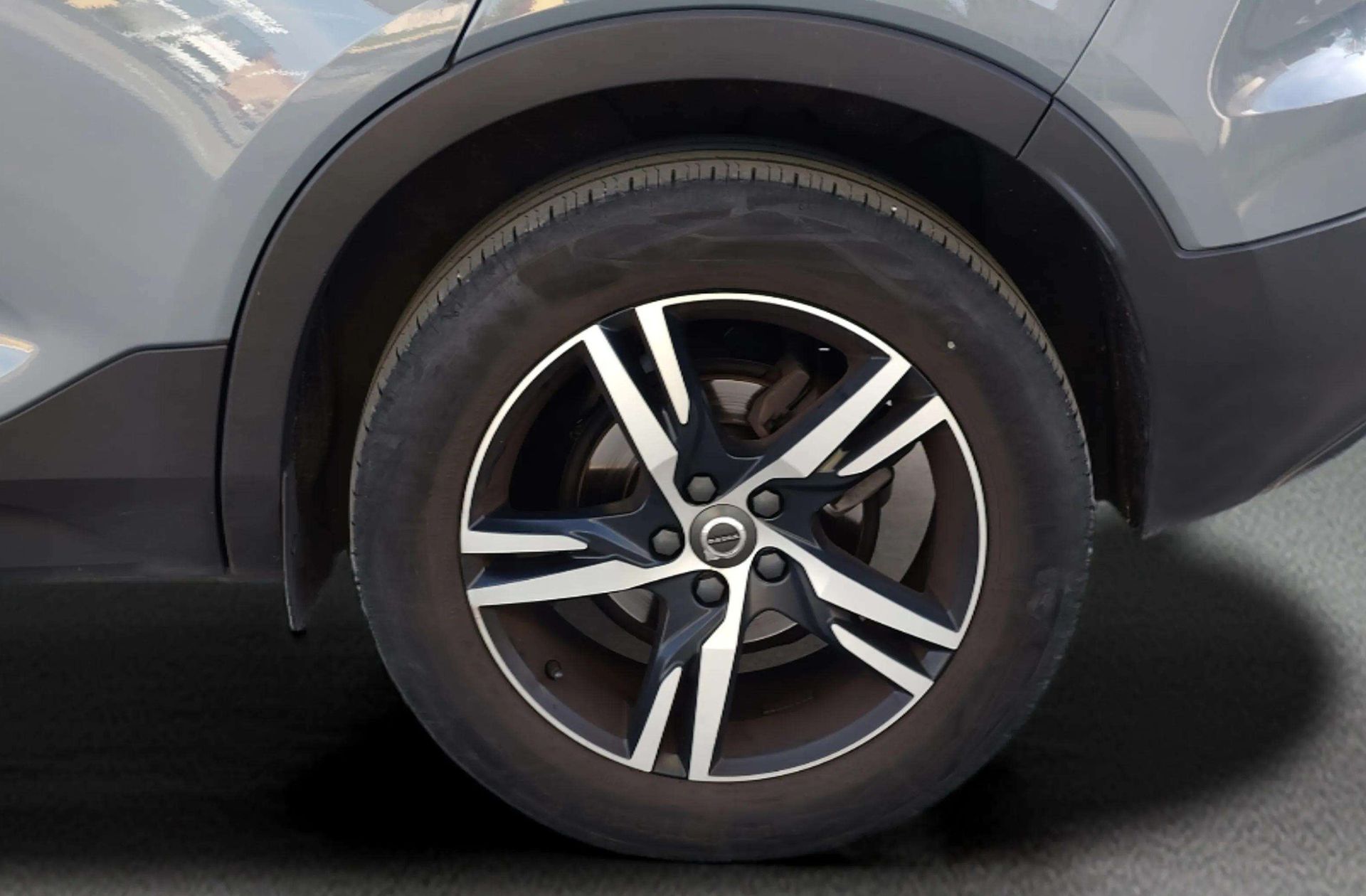 Volvo XC40 T3 R-Design - foto 42