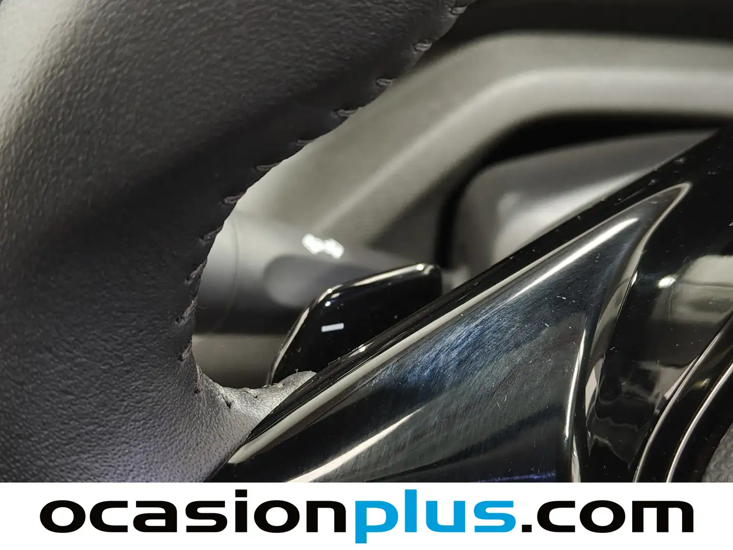 Foto Peugeot 308 Peugeot 308 Allure Hybrid eDCS6 (145 CV)