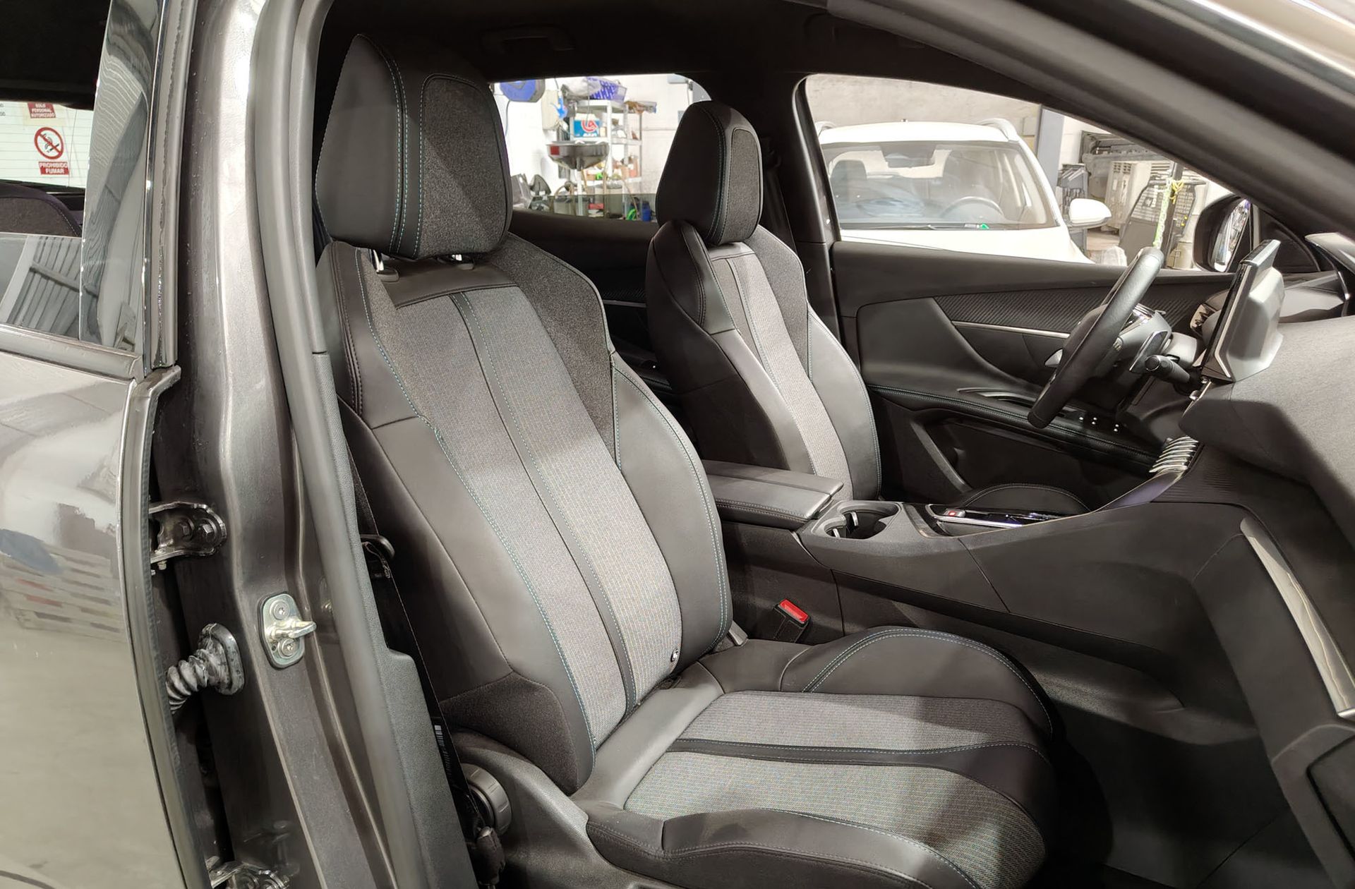 Peugeot 3008 136 Allure Pack eDCS6 - foto 19