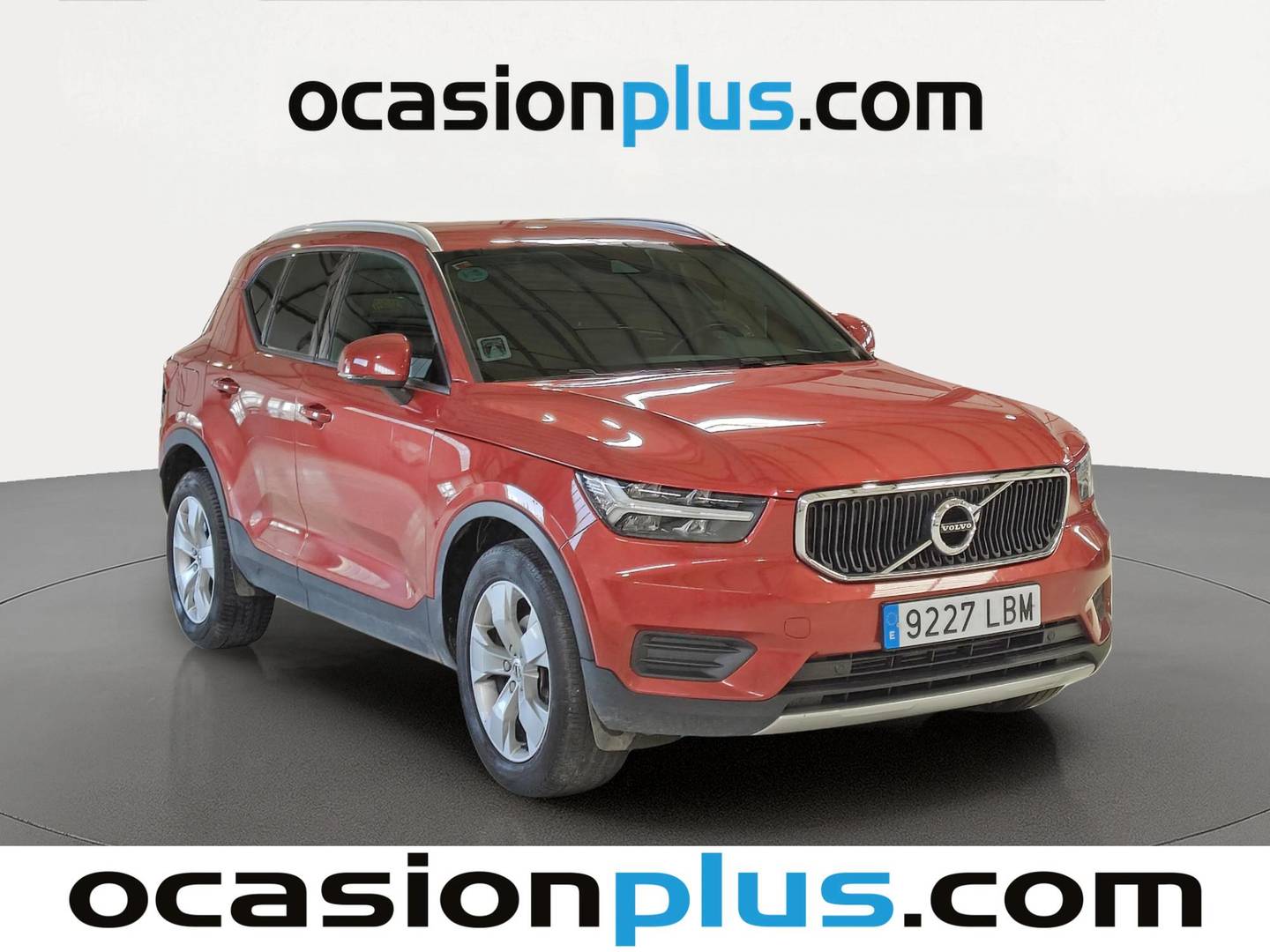 Foto delantera Volvo XC40 Volvo XC40 D3 Momentum Auto (150 CV) derecha