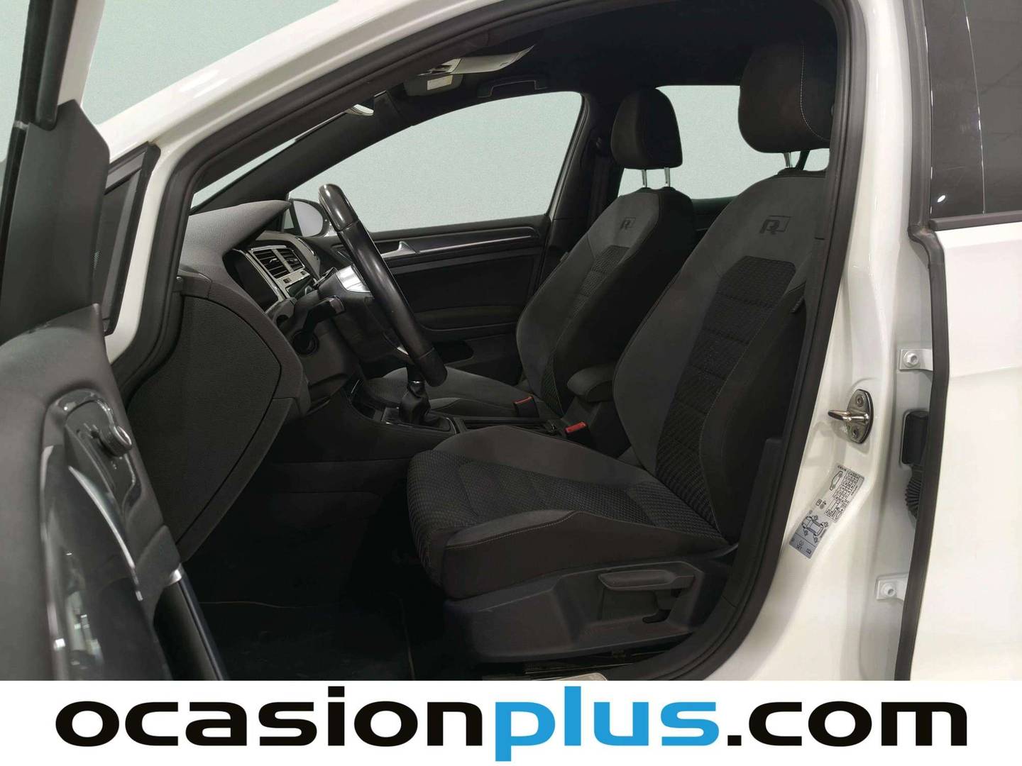 Foto asientos delanteros Volkswagen Golf Volkswagen Golf Sport R-Line 1.5 TSI (150 CV)